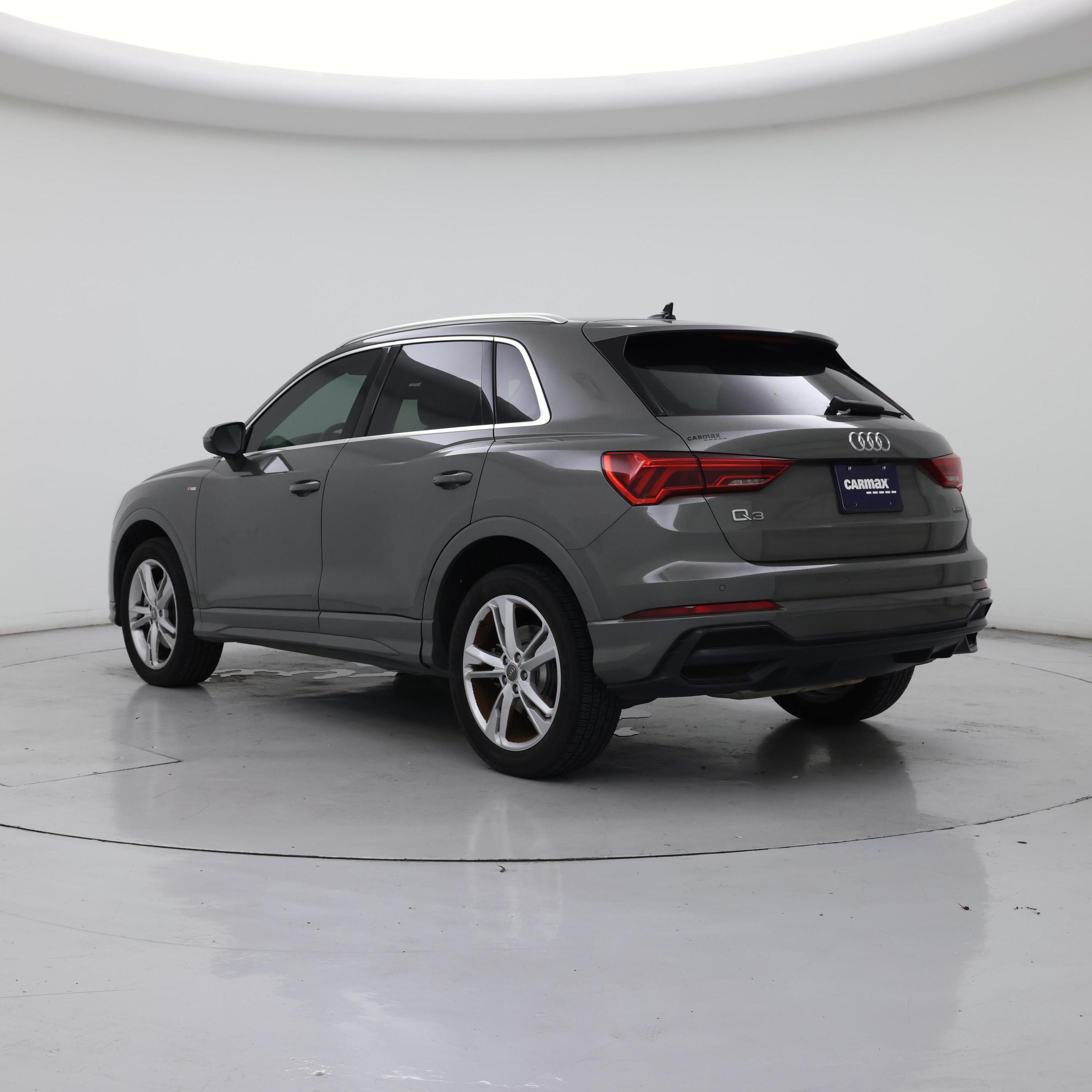 Thumbnail: 2020 Audi Q3 - 2