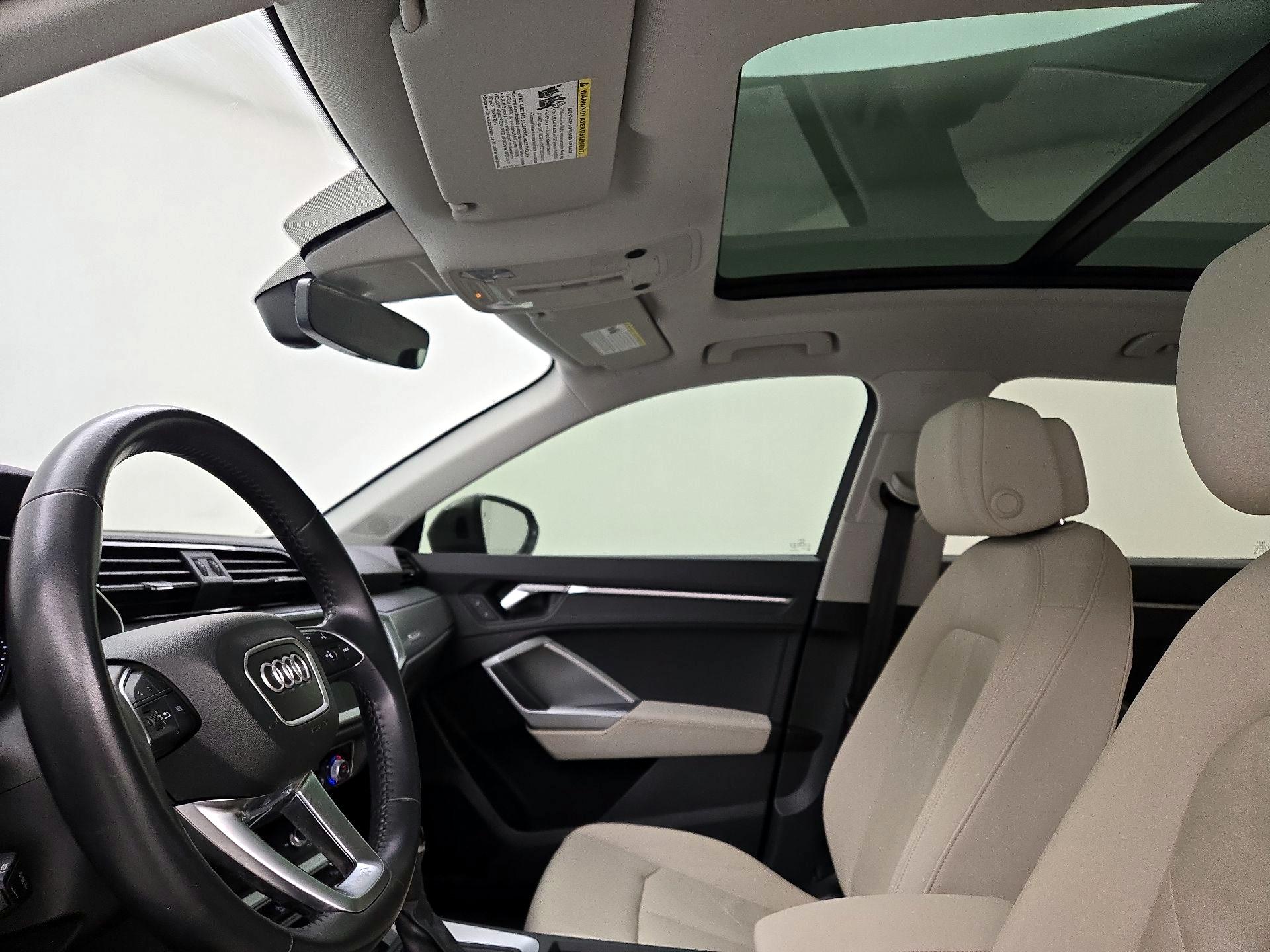Thumbnail: 2020 Audi Q3 - 19