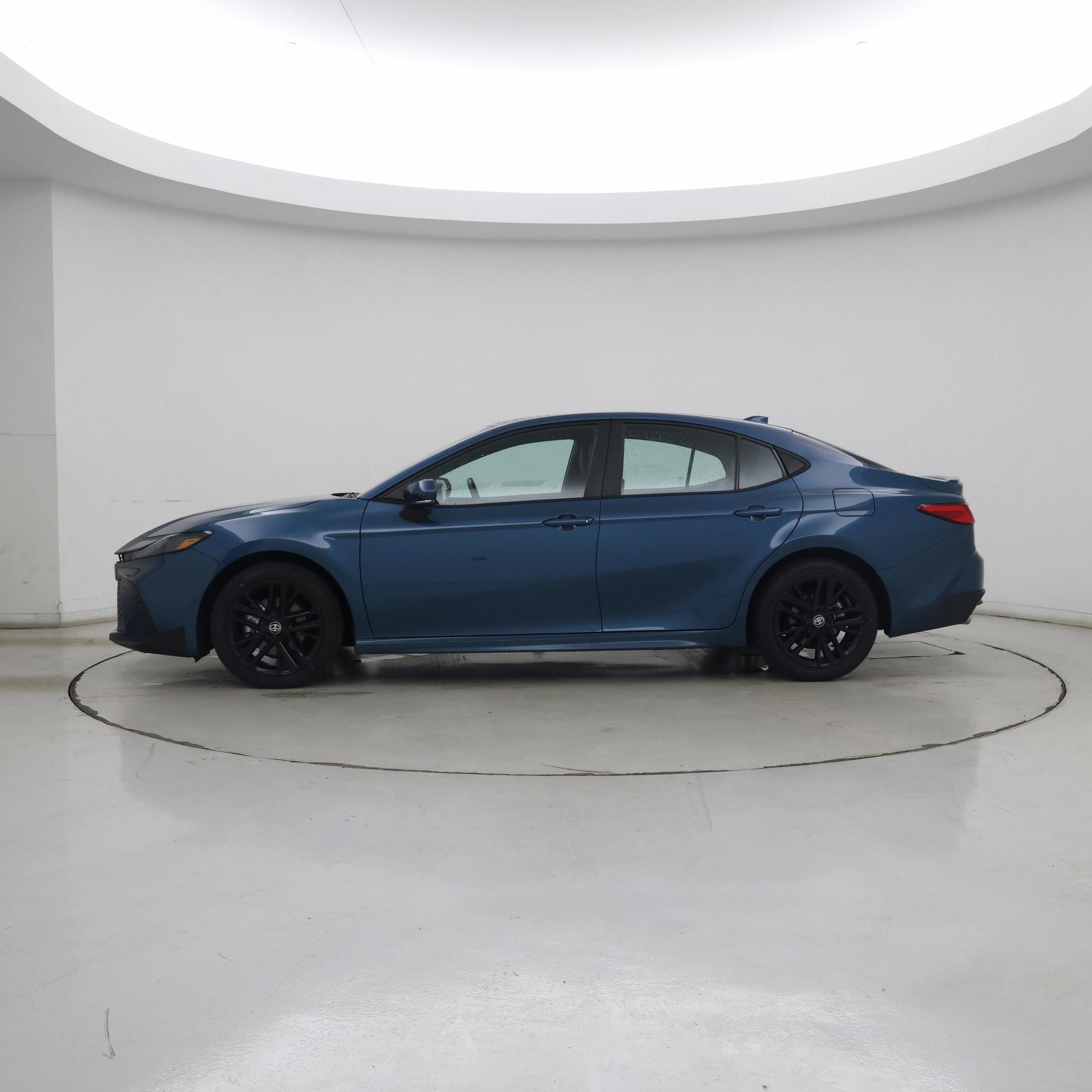 Thumbnail: 2025 Toyota Camry - 3