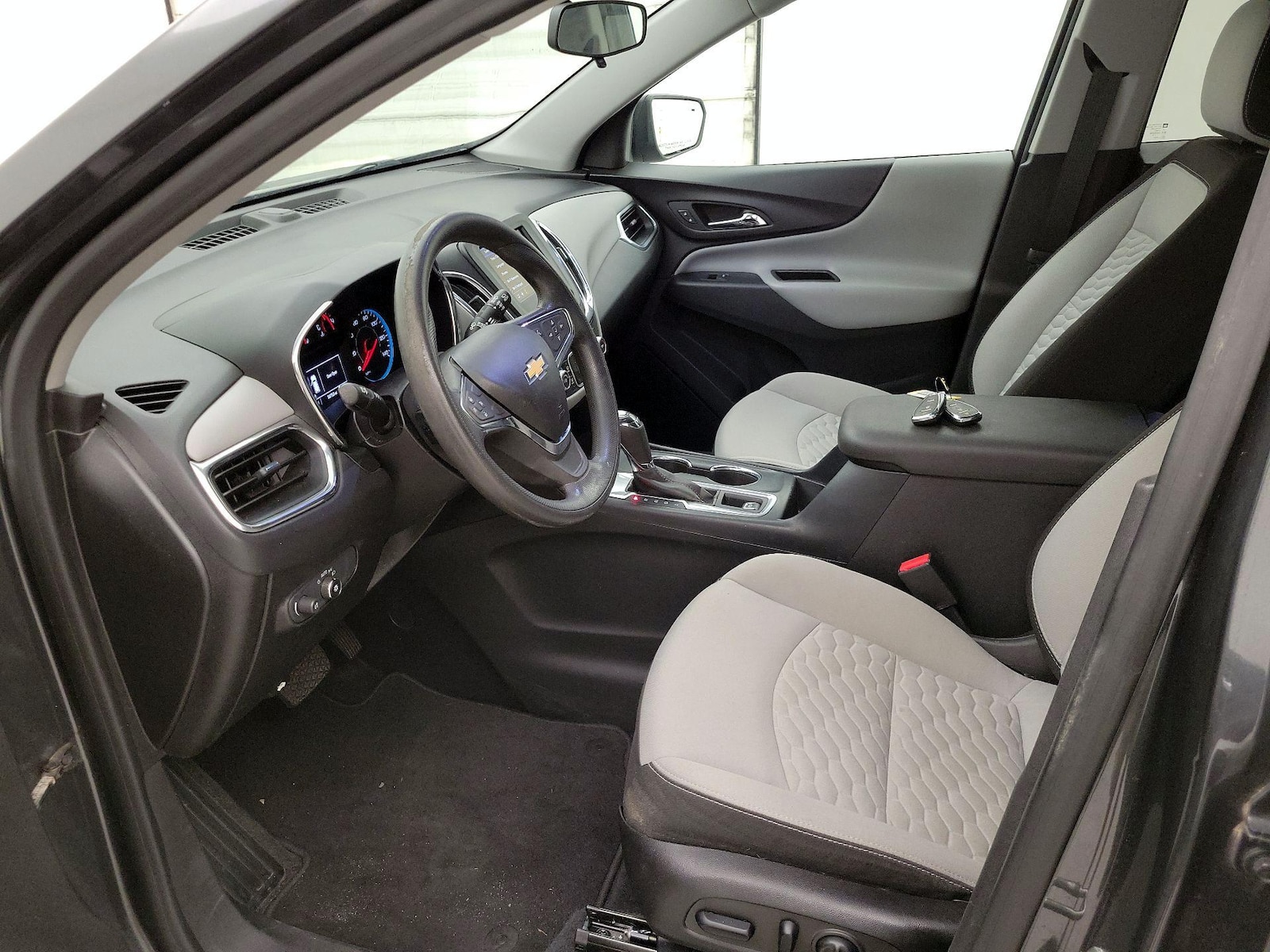 2019 Chevrolet Equinox LS - Photo 12
