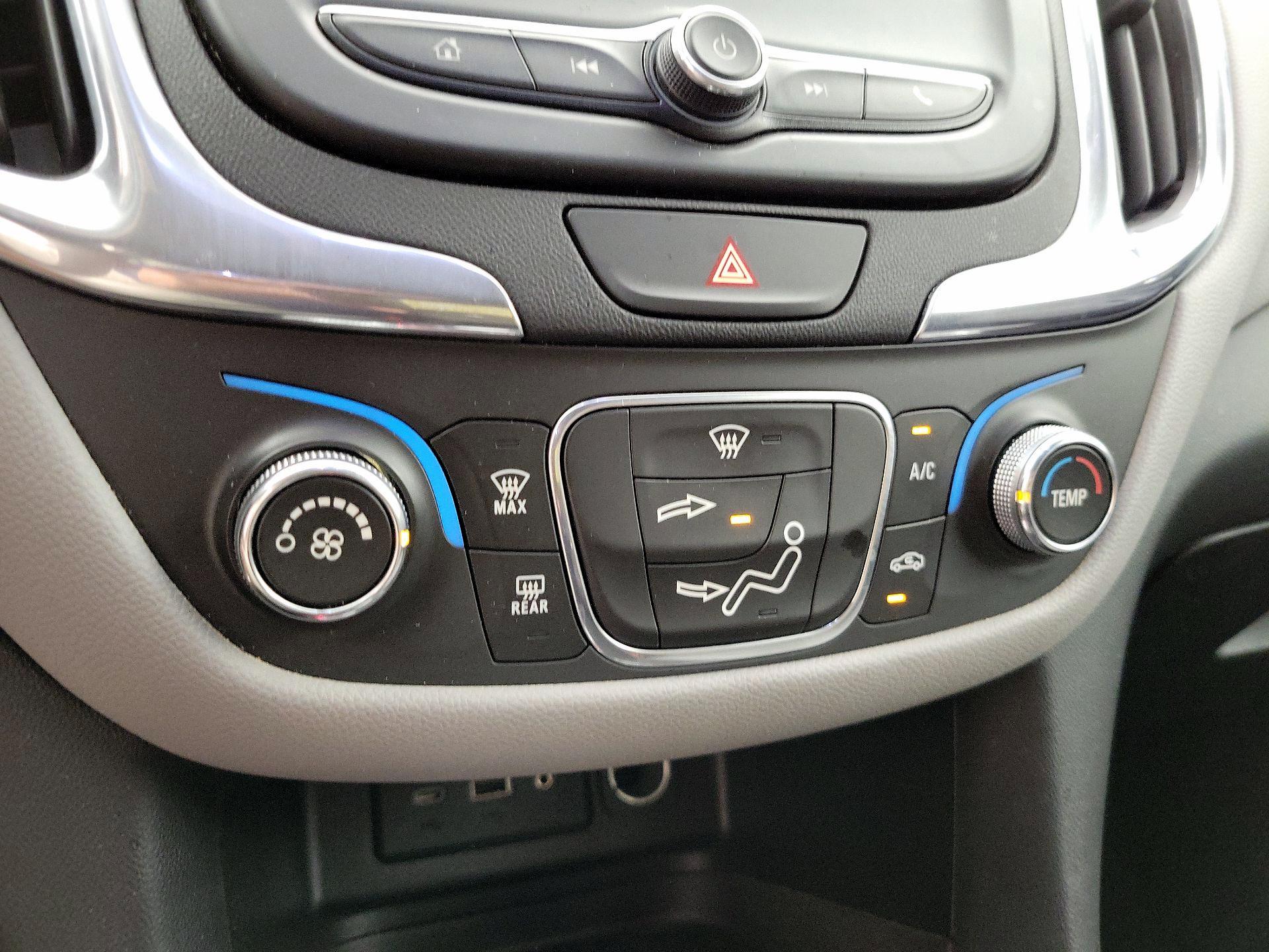 Thumbnail: 2019 Chevrolet Equinox - 16