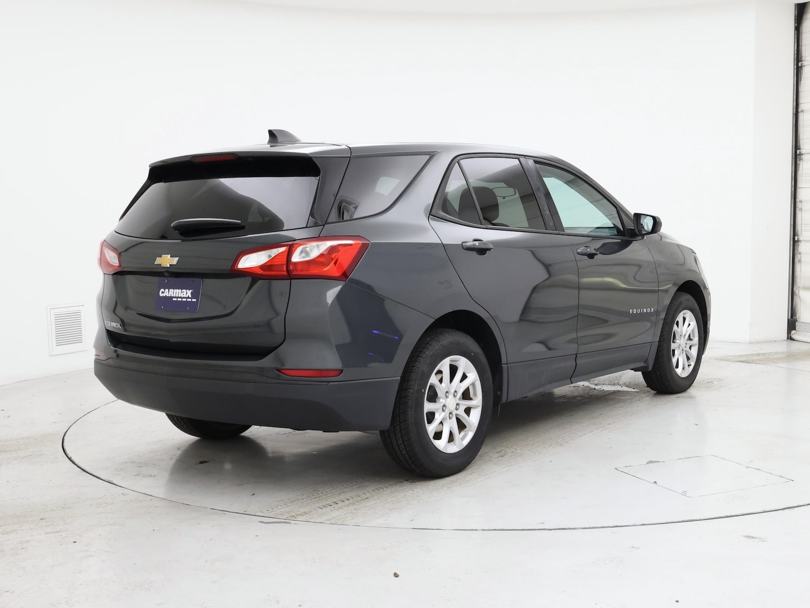 2019 Chevrolet Equinox LS - Photo 9