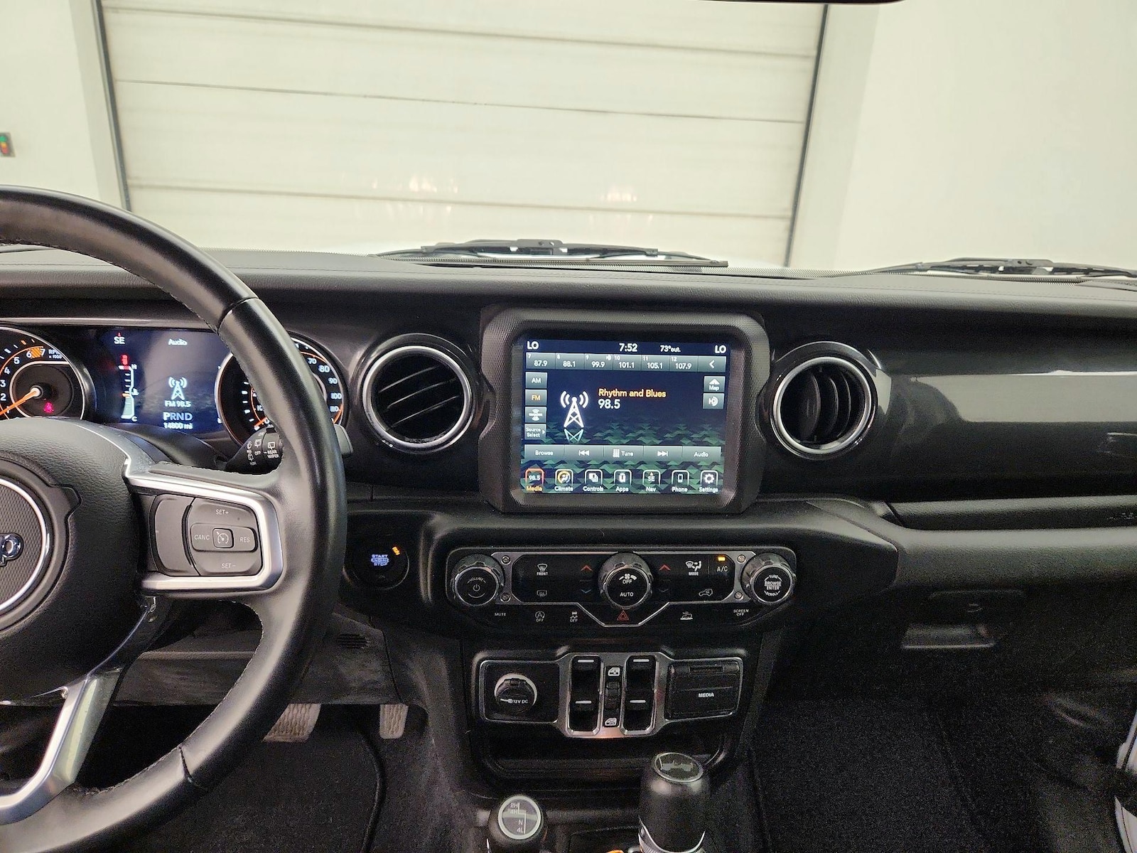 2021 Jeep Wrangler Unlimited Sahara Altitude - Photo 10