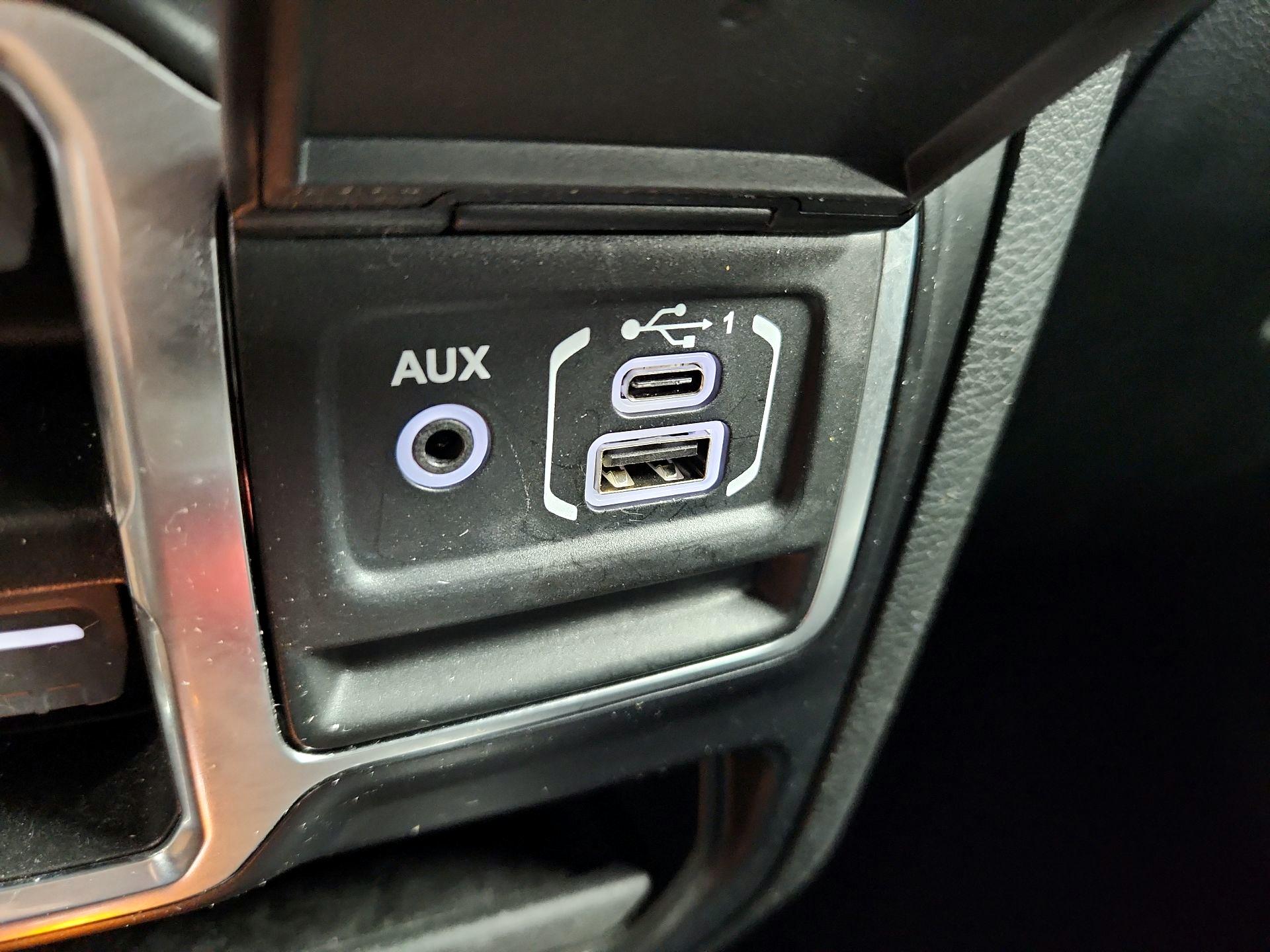 Thumbnail: 2021 Jeep Wrangler - 19
