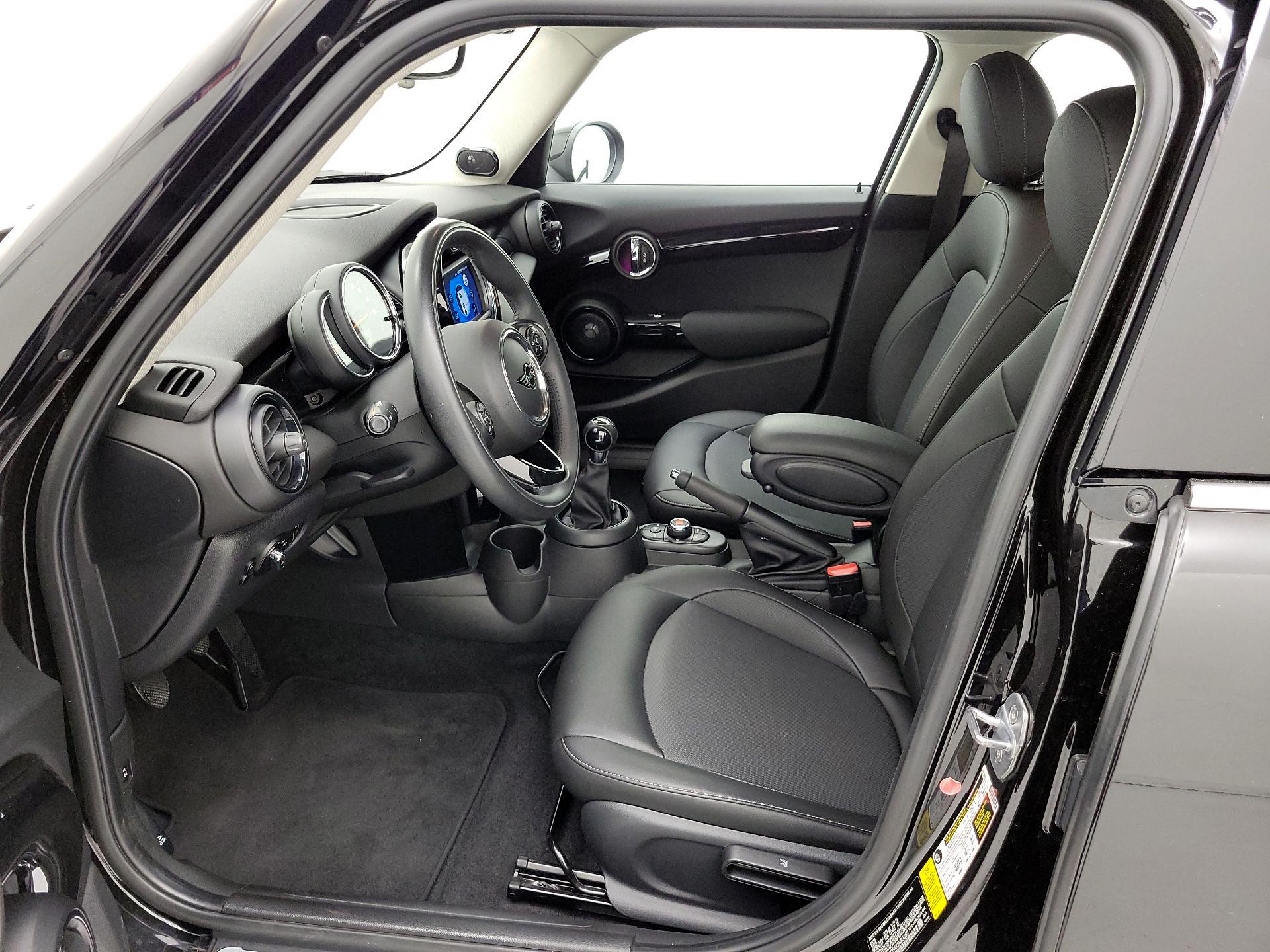 Thumbnail: 2019 MINI Cooper Hardtop - 11