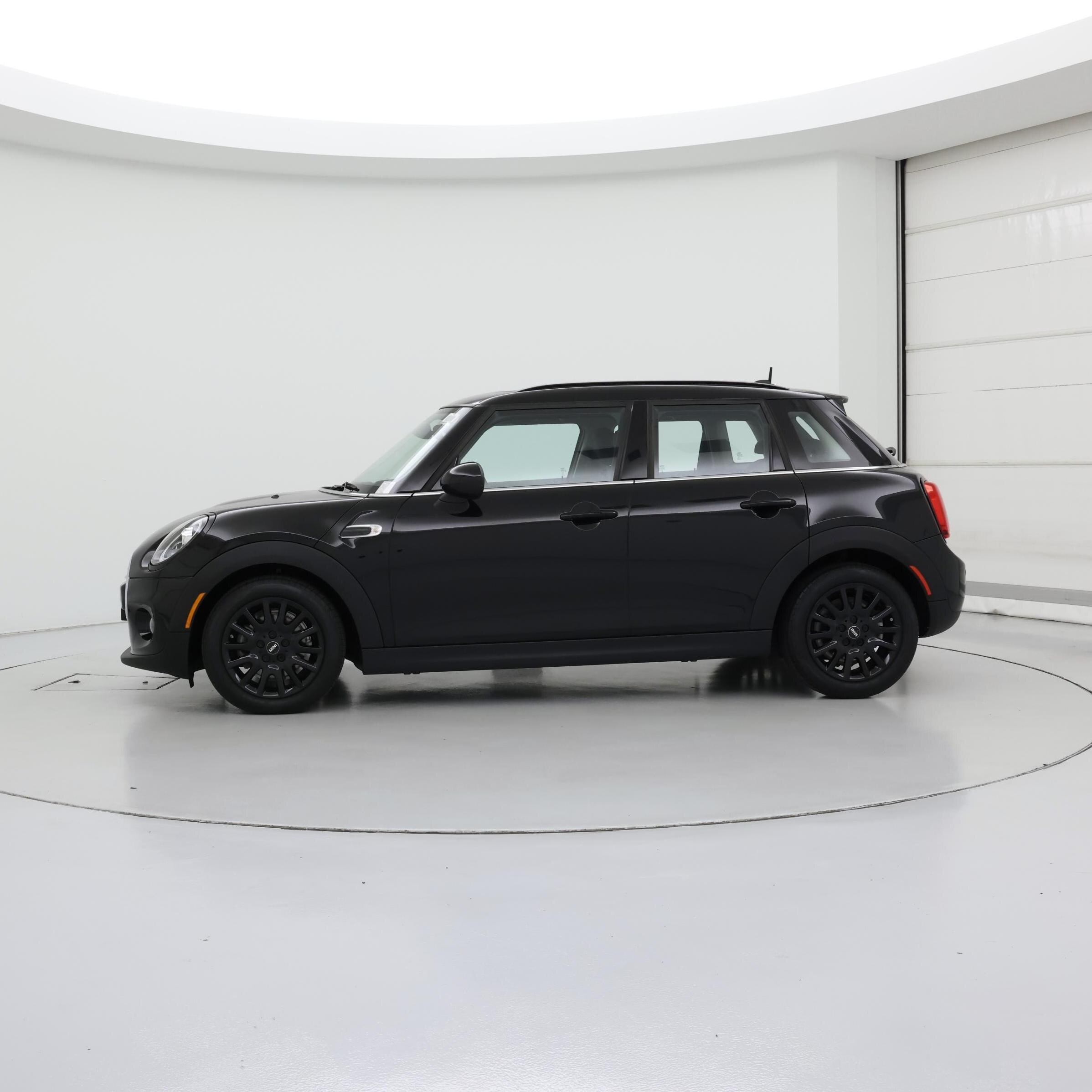 Thumbnail: 2019 MINI Cooper Hardtop - 3