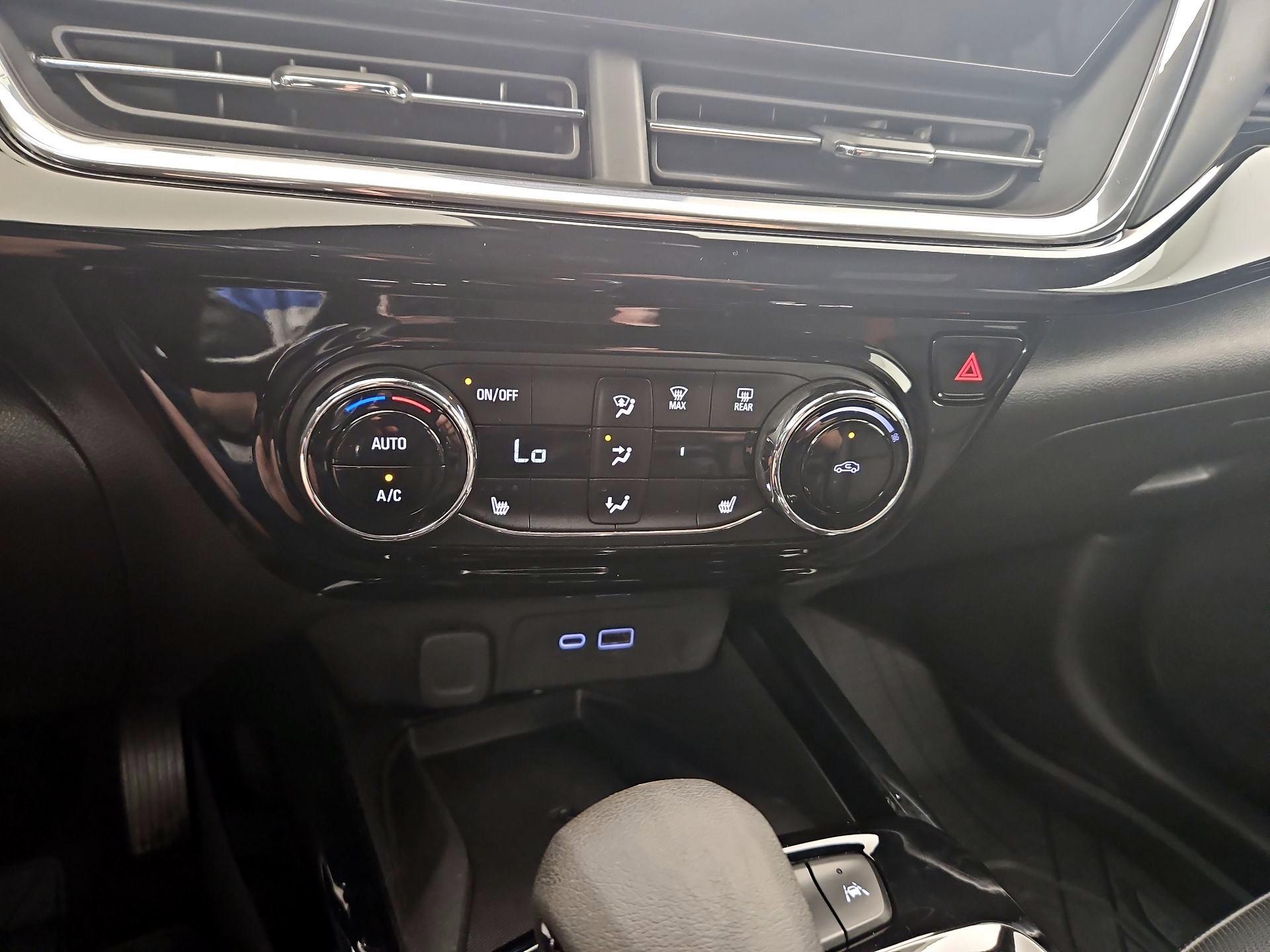 Thumbnail: 2024 Chevrolet Trax - 16