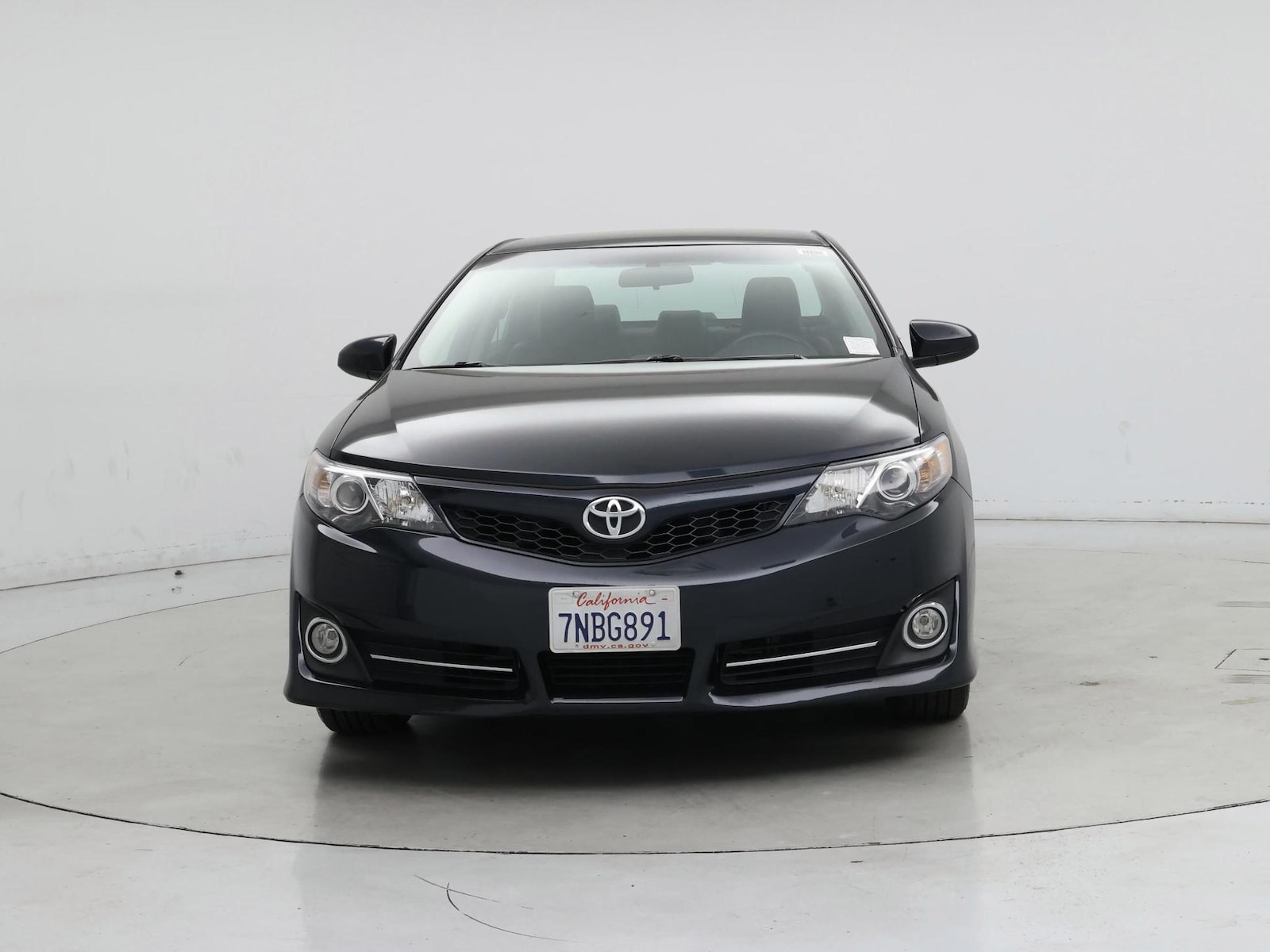 2014 Toyota Camry SE - Photo 6