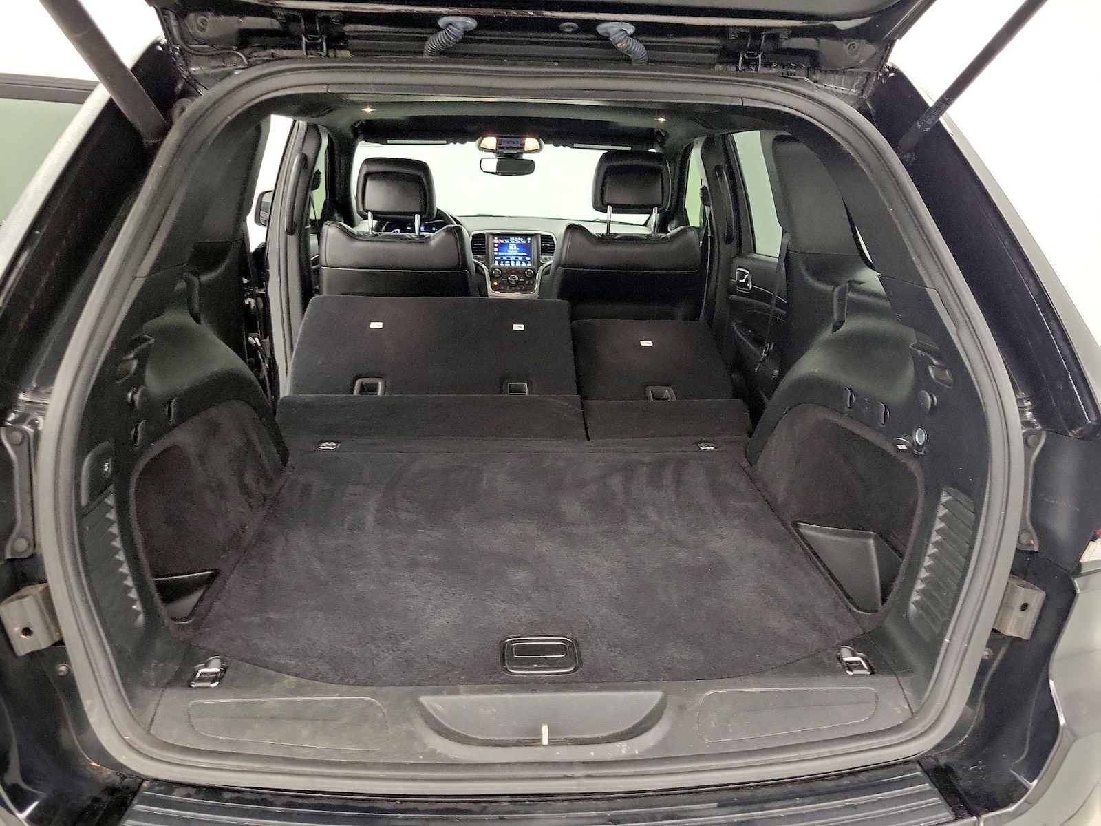 2017 Jeep Grand Cherokee Altitude - Photo 23