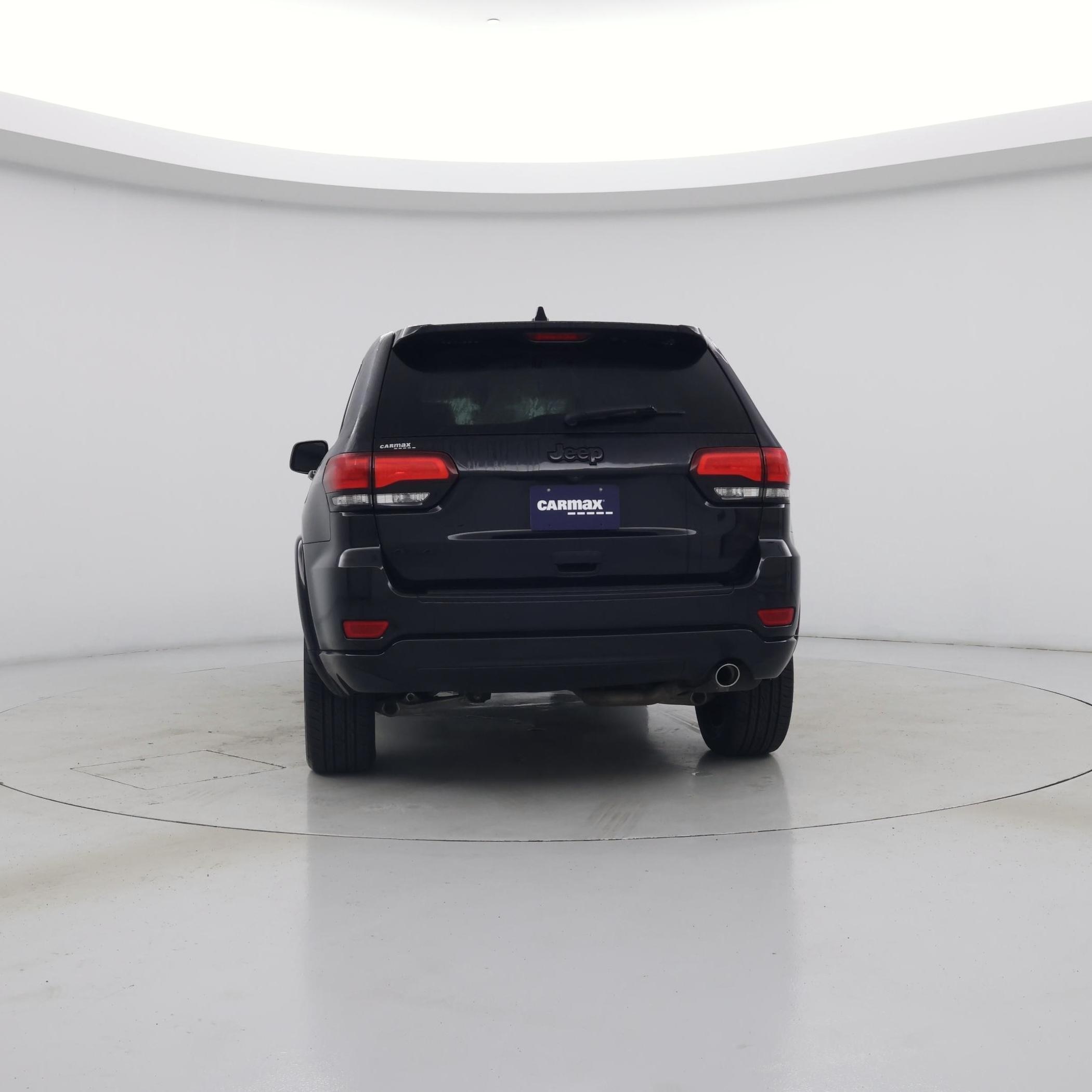 Thumbnail: 2017 Jeep Grand Cherokee - 6