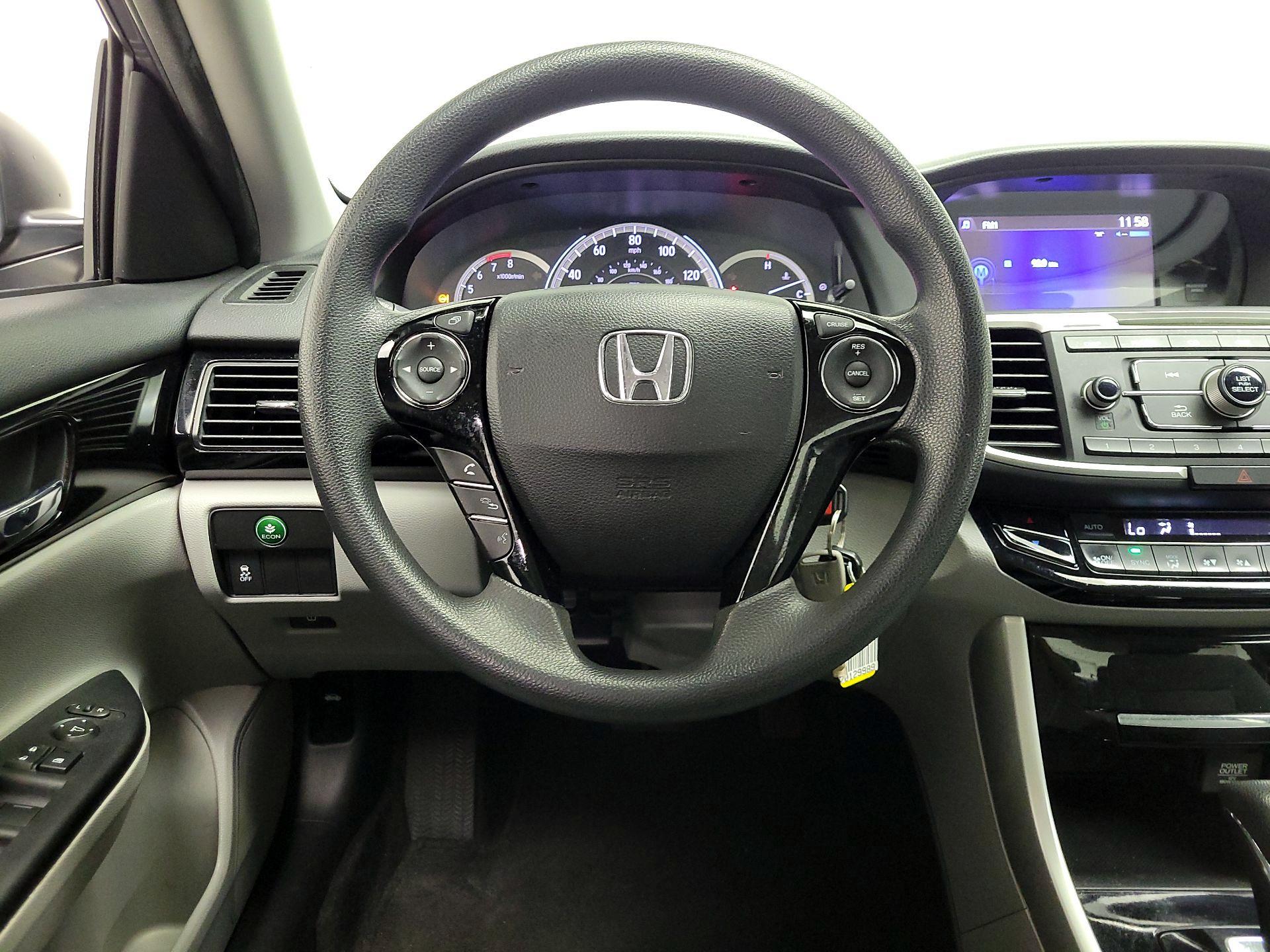 Thumbnail: 2016 Honda Accord - 10