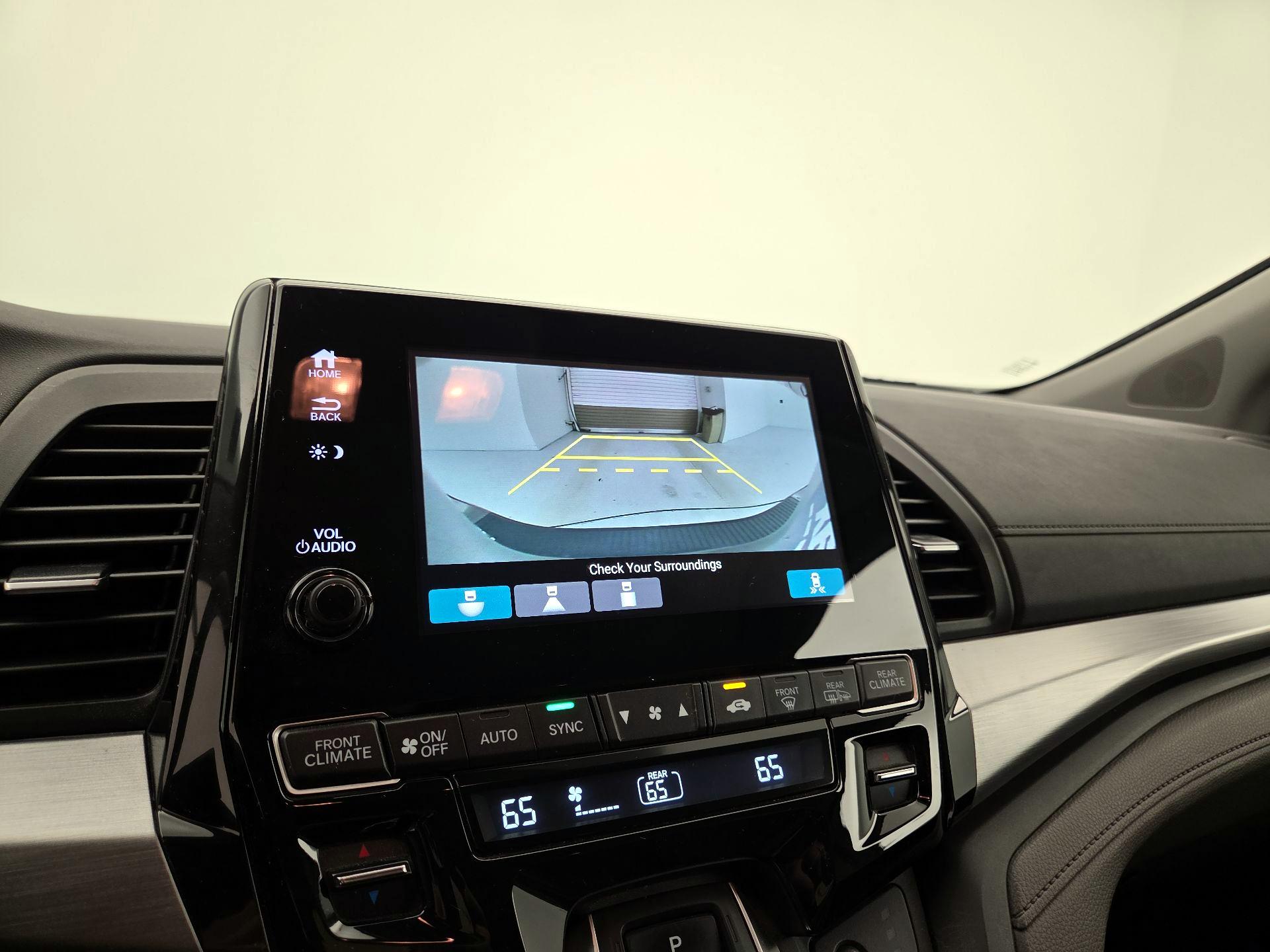 Thumbnail: 2021 Honda Odyssey - 14