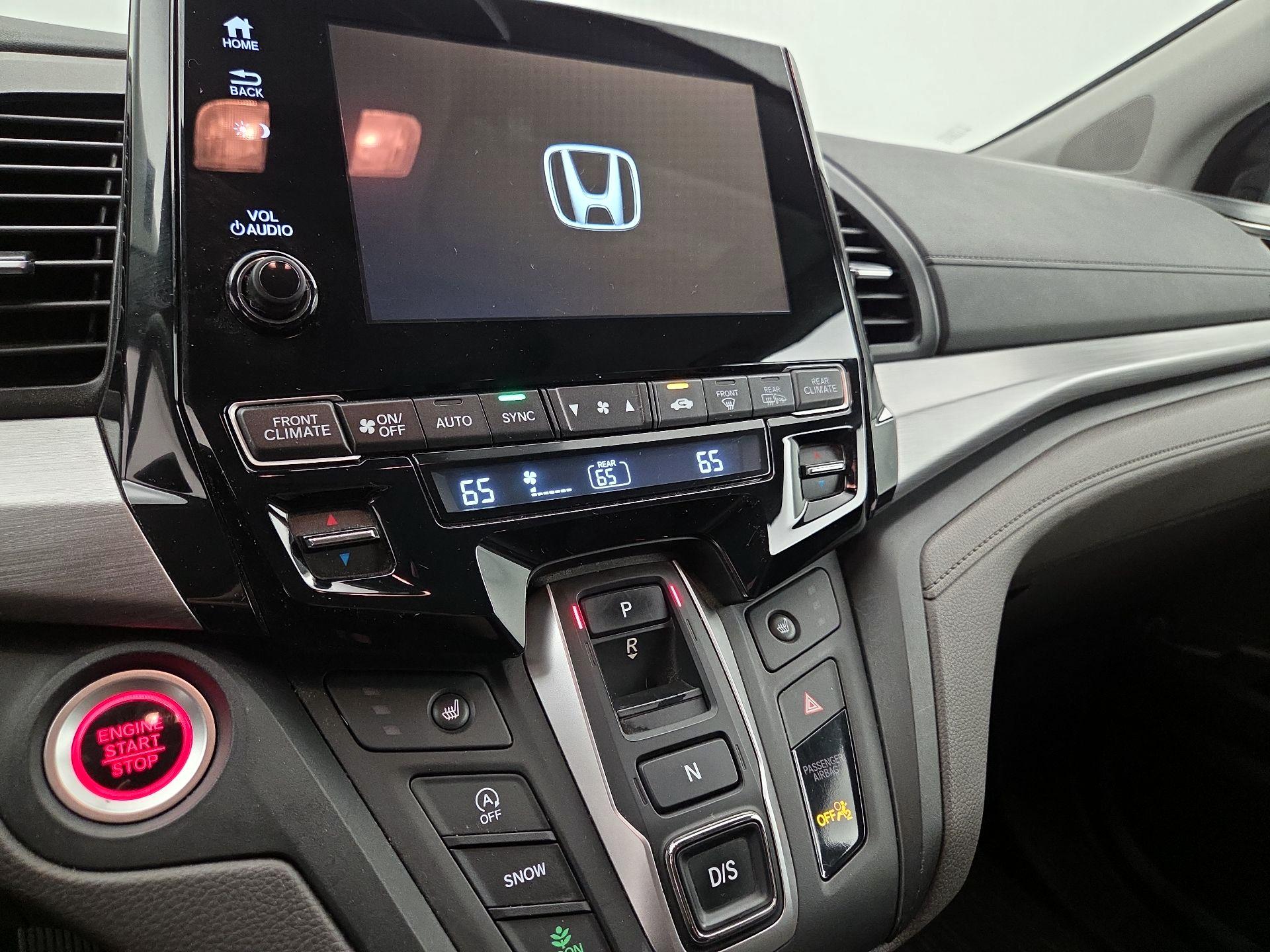 Thumbnail: 2021 Honda Odyssey - 16