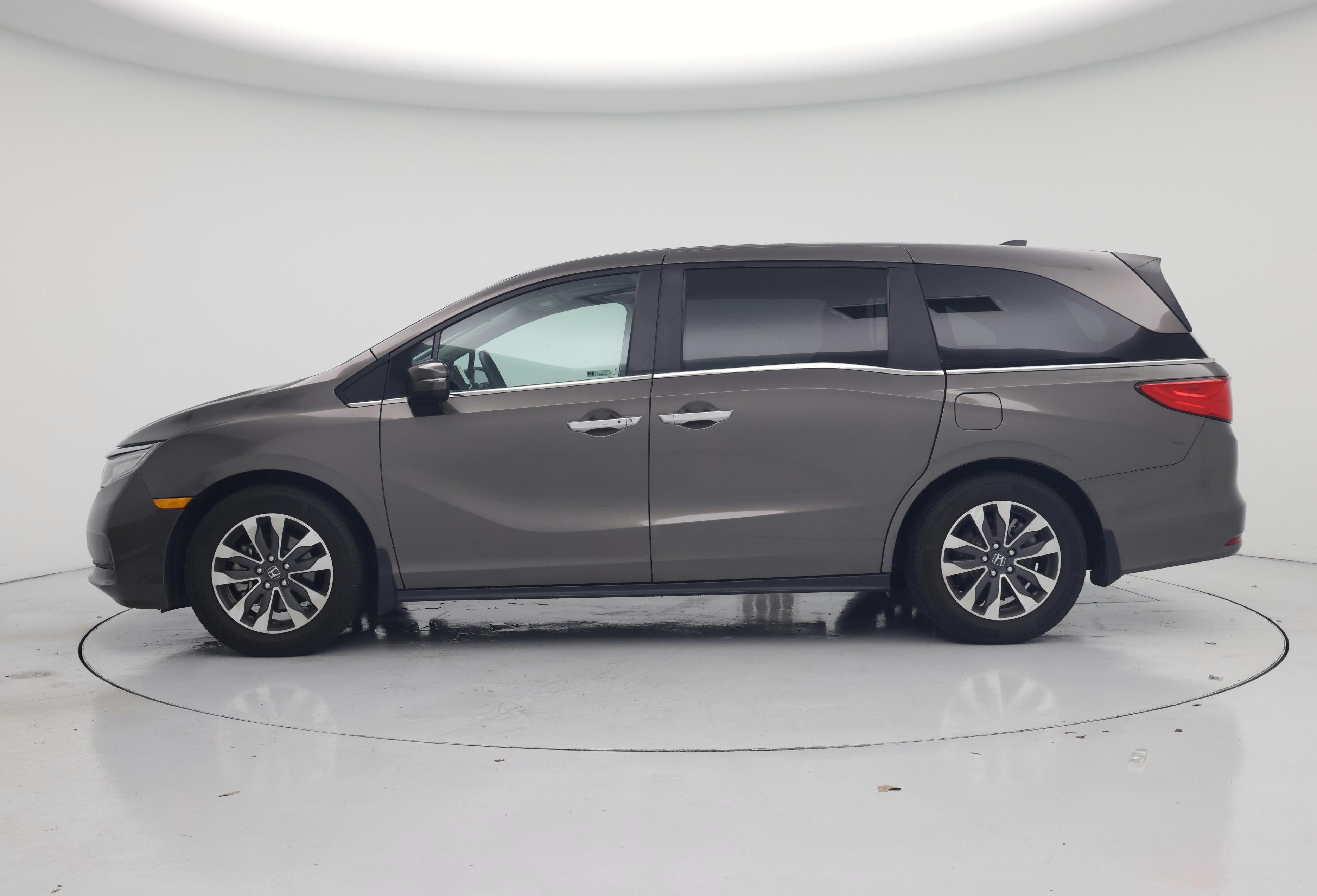 Thumbnail: 2021 Honda Odyssey - 3