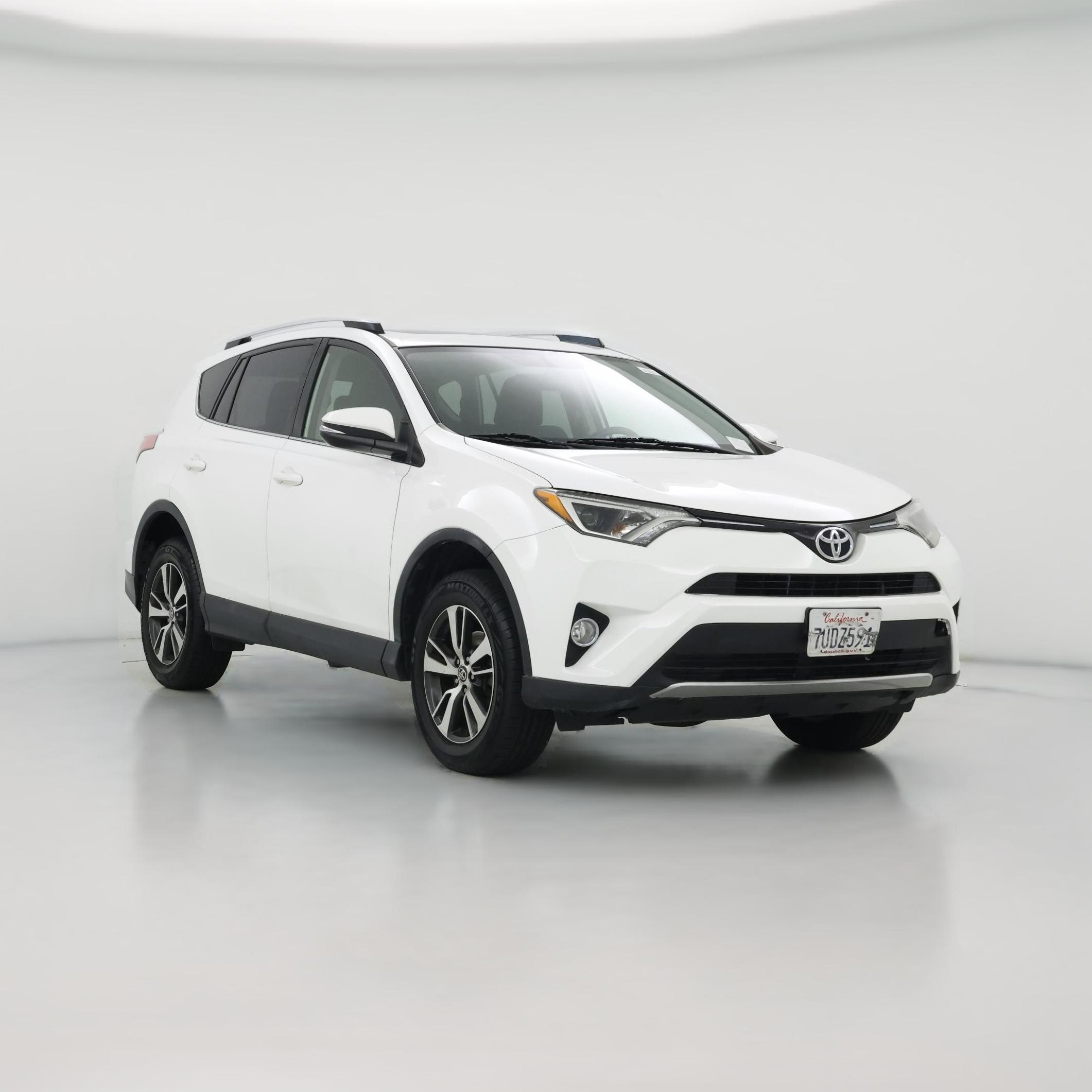 Thumbnail: 2016 Toyota RAV4 - 1
