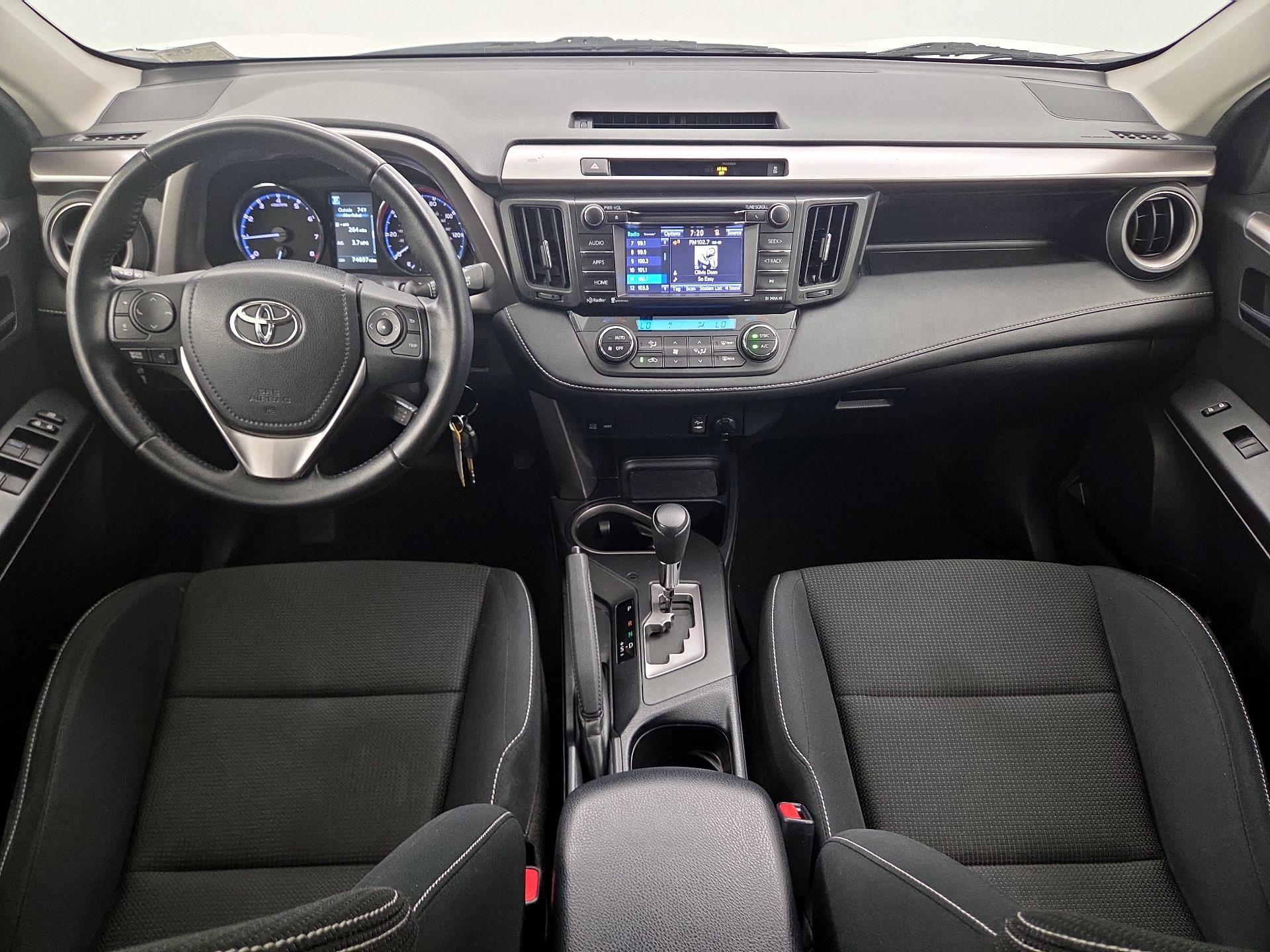 Thumbnail: 2016 Toyota RAV4 - 9