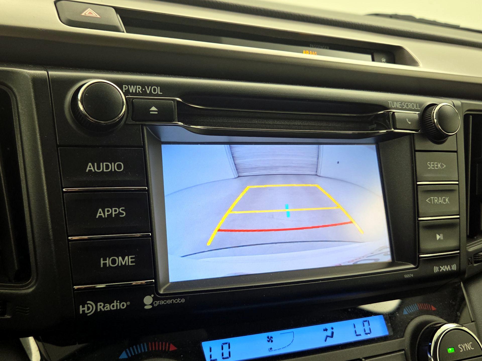 Thumbnail: 2016 Toyota RAV4 - 14