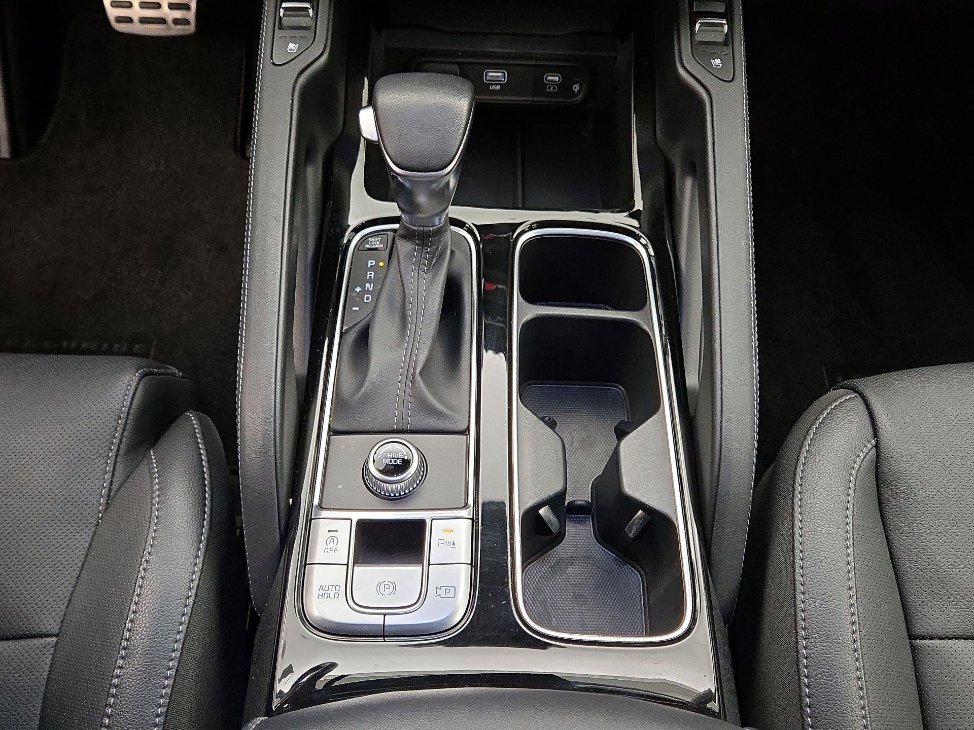 Thumbnail: 2023 Kia Telluride - 18