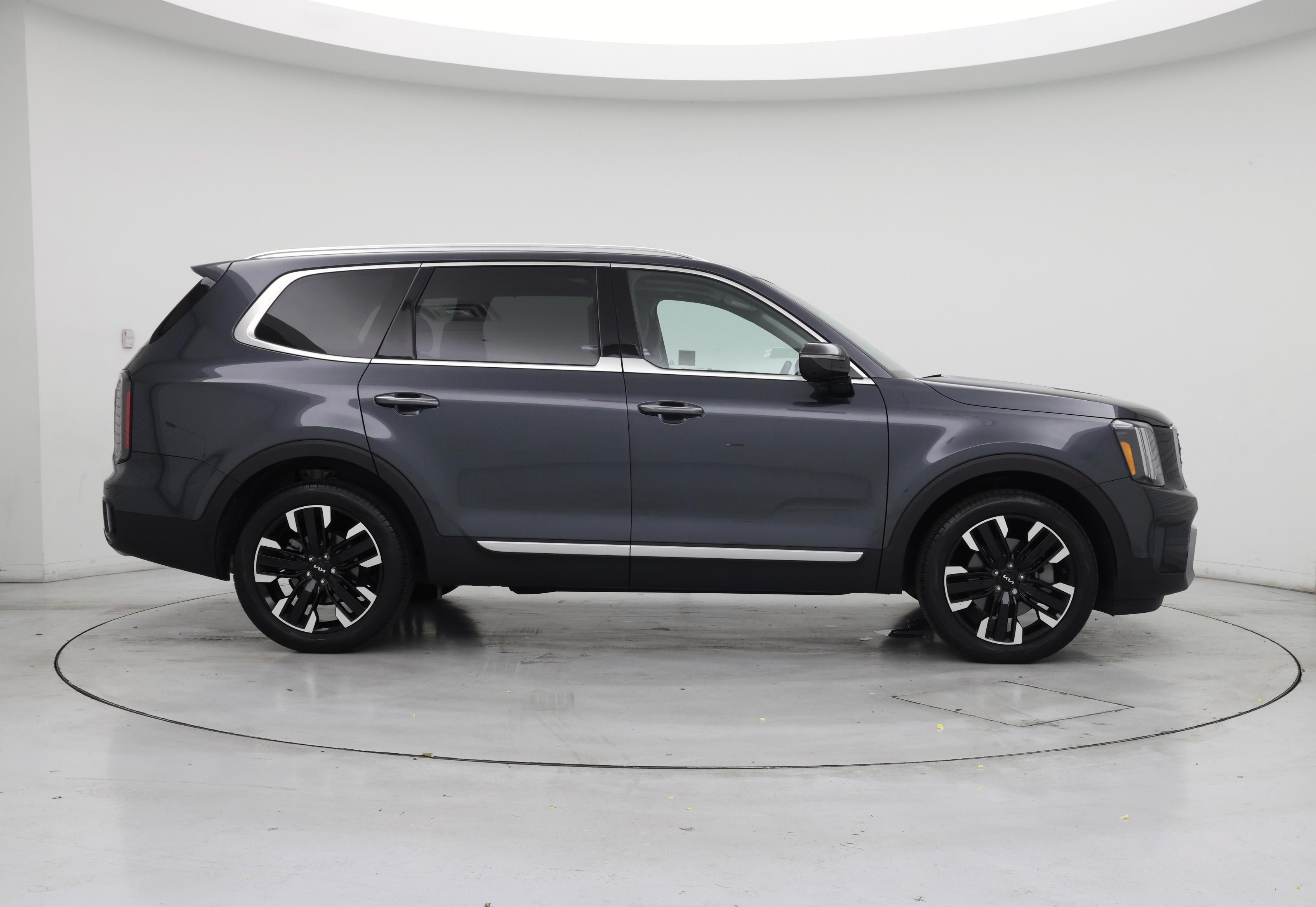 Thumbnail: 2023 Kia Telluride - 7