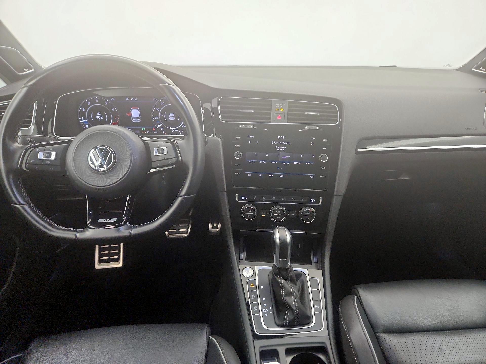 Thumbnail: 2019 Volkswagen Golf - 9