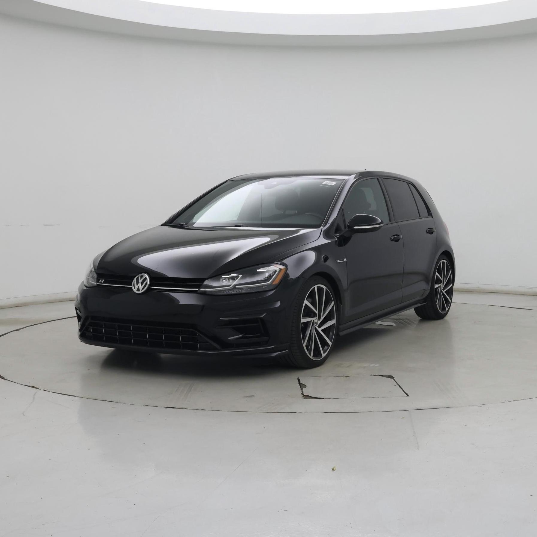 Thumbnail: 2019 Volkswagen Golf - 4