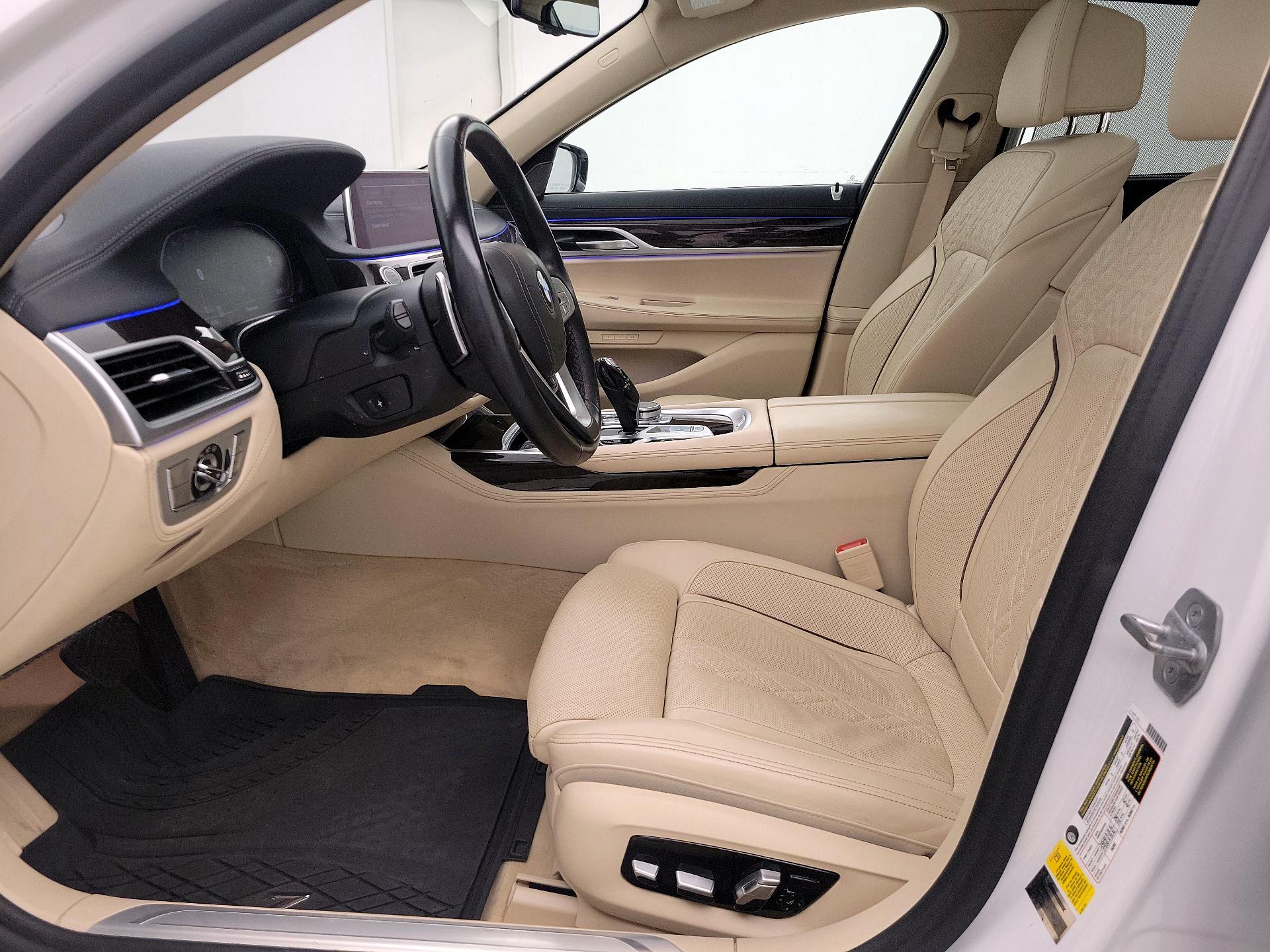 Thumbnail: 2020 BMW 7 Series - 11
