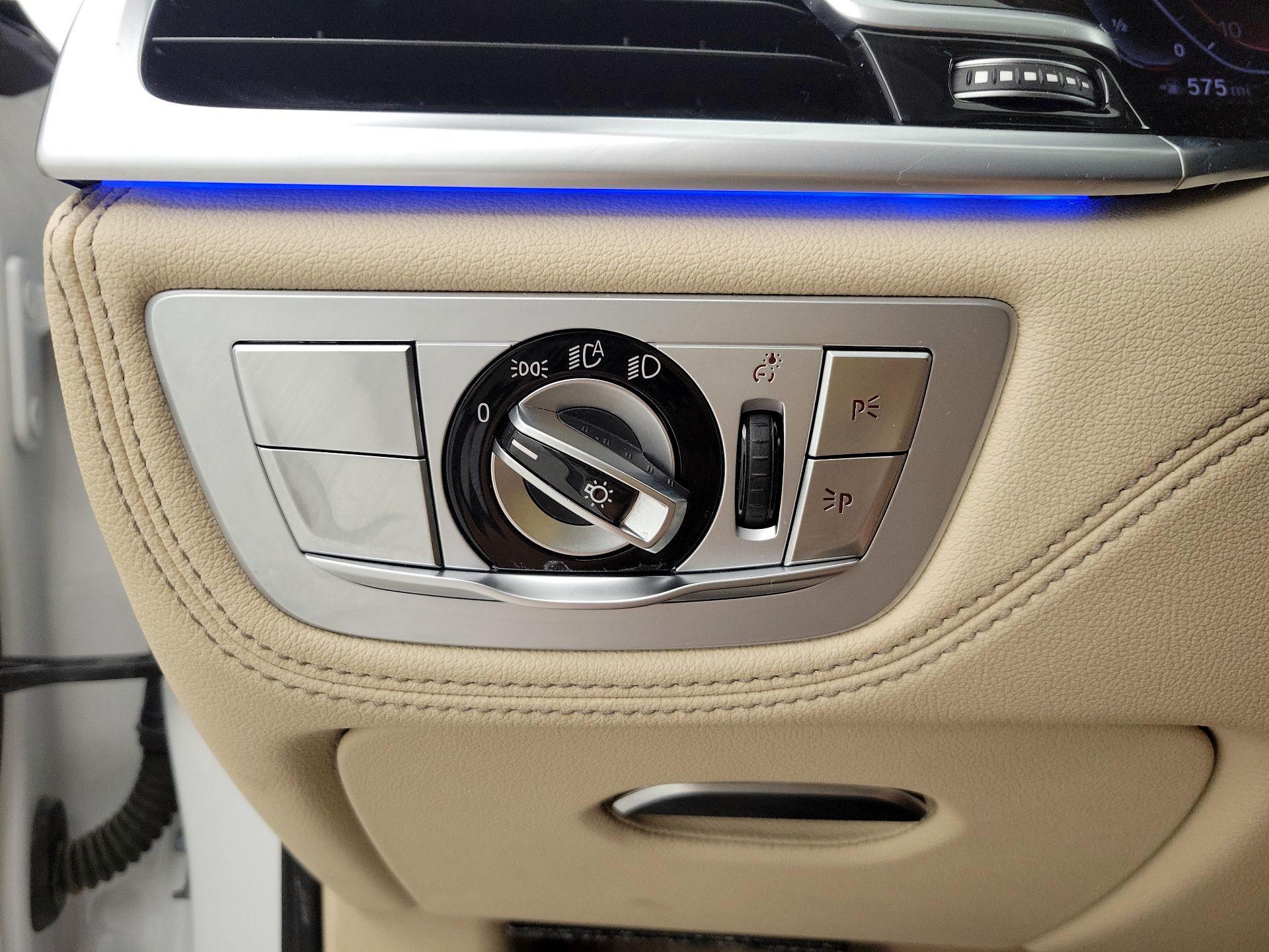 Thumbnail: 2020 BMW 7 Series - 13