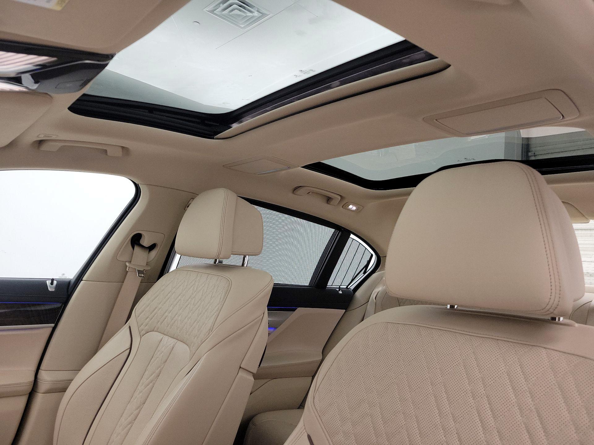 Thumbnail: 2020 BMW 7 Series - 20