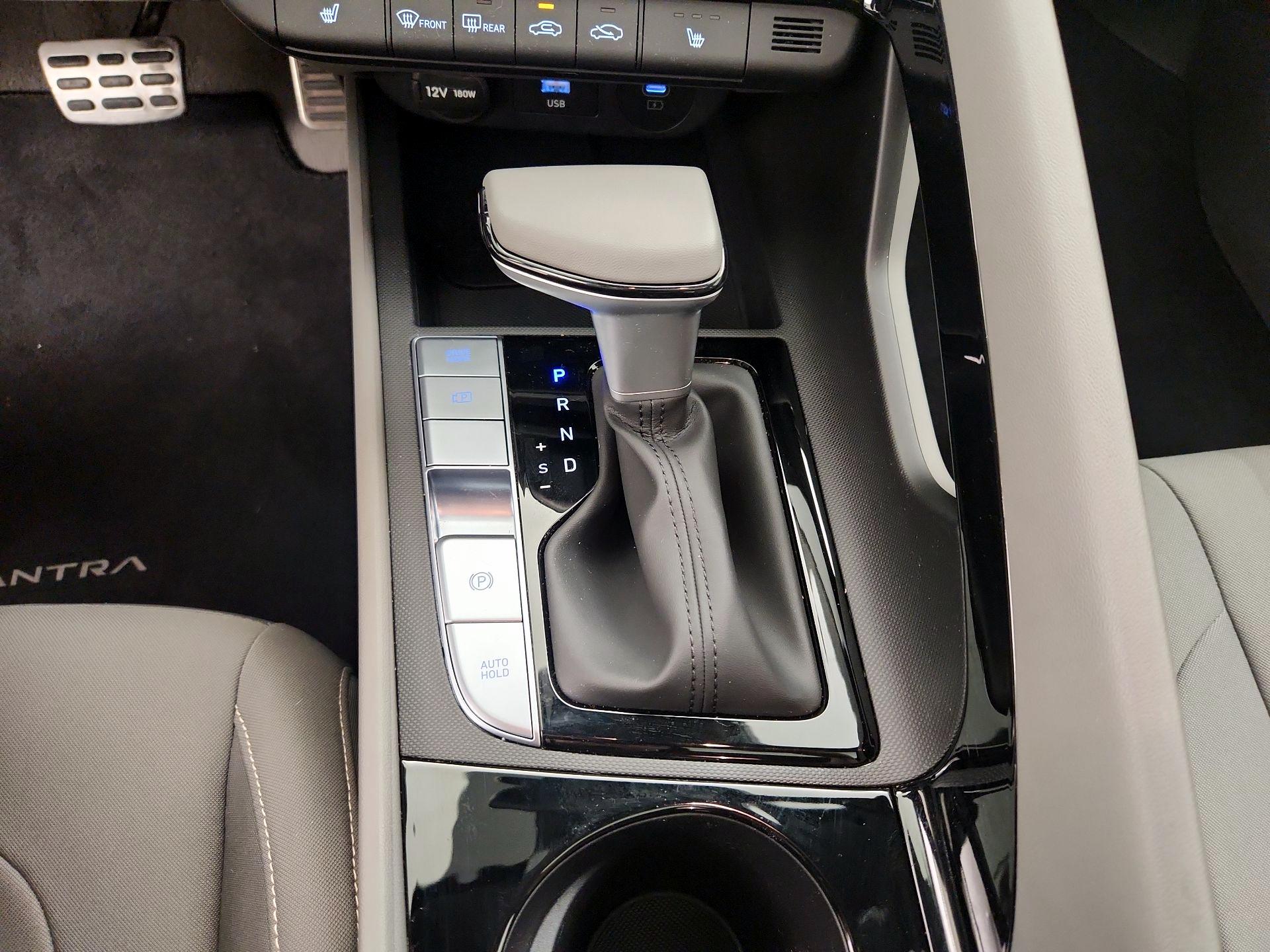 Thumbnail: 2026 Hyundai Elantra - 17