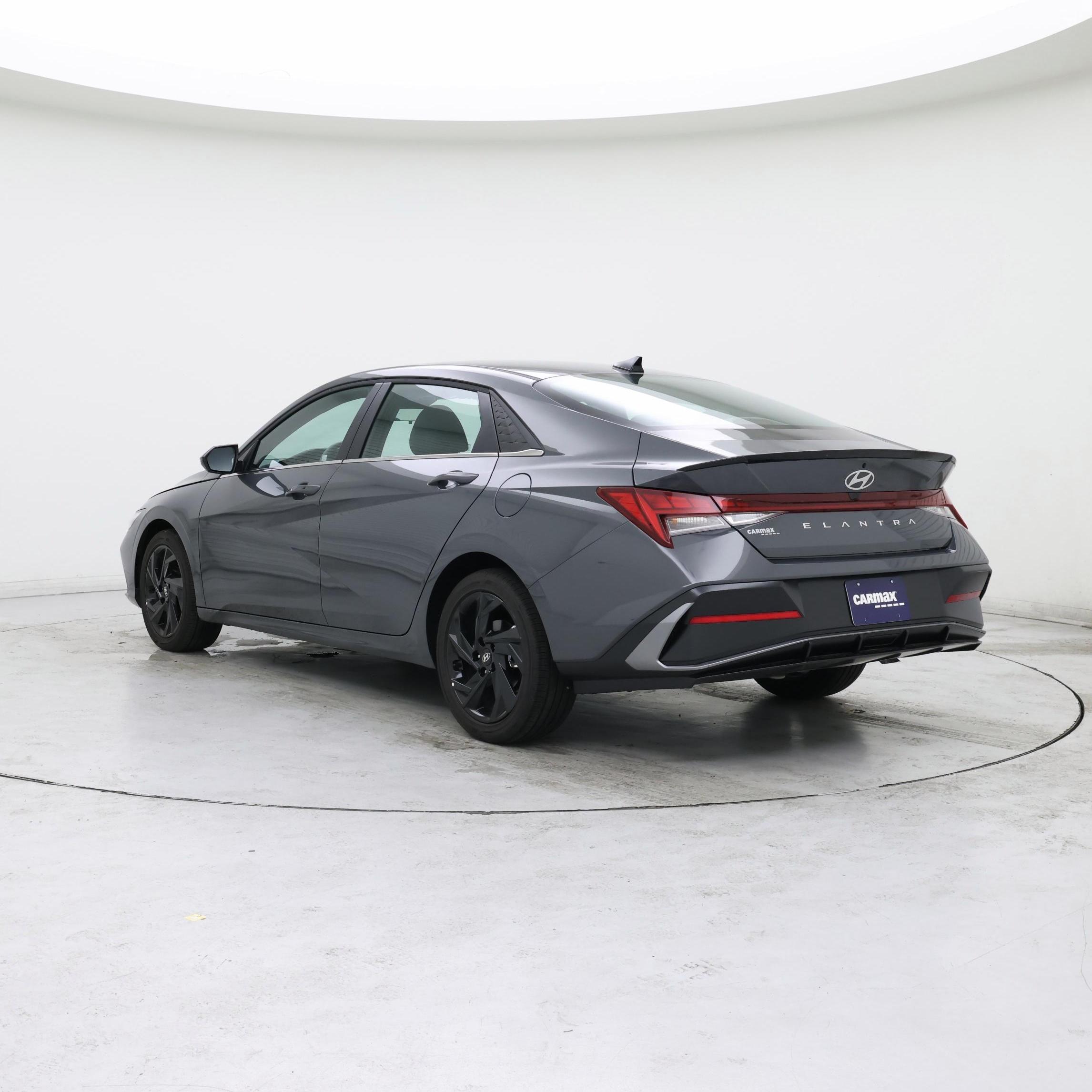 Thumbnail: 2026 Hyundai Elantra - 2