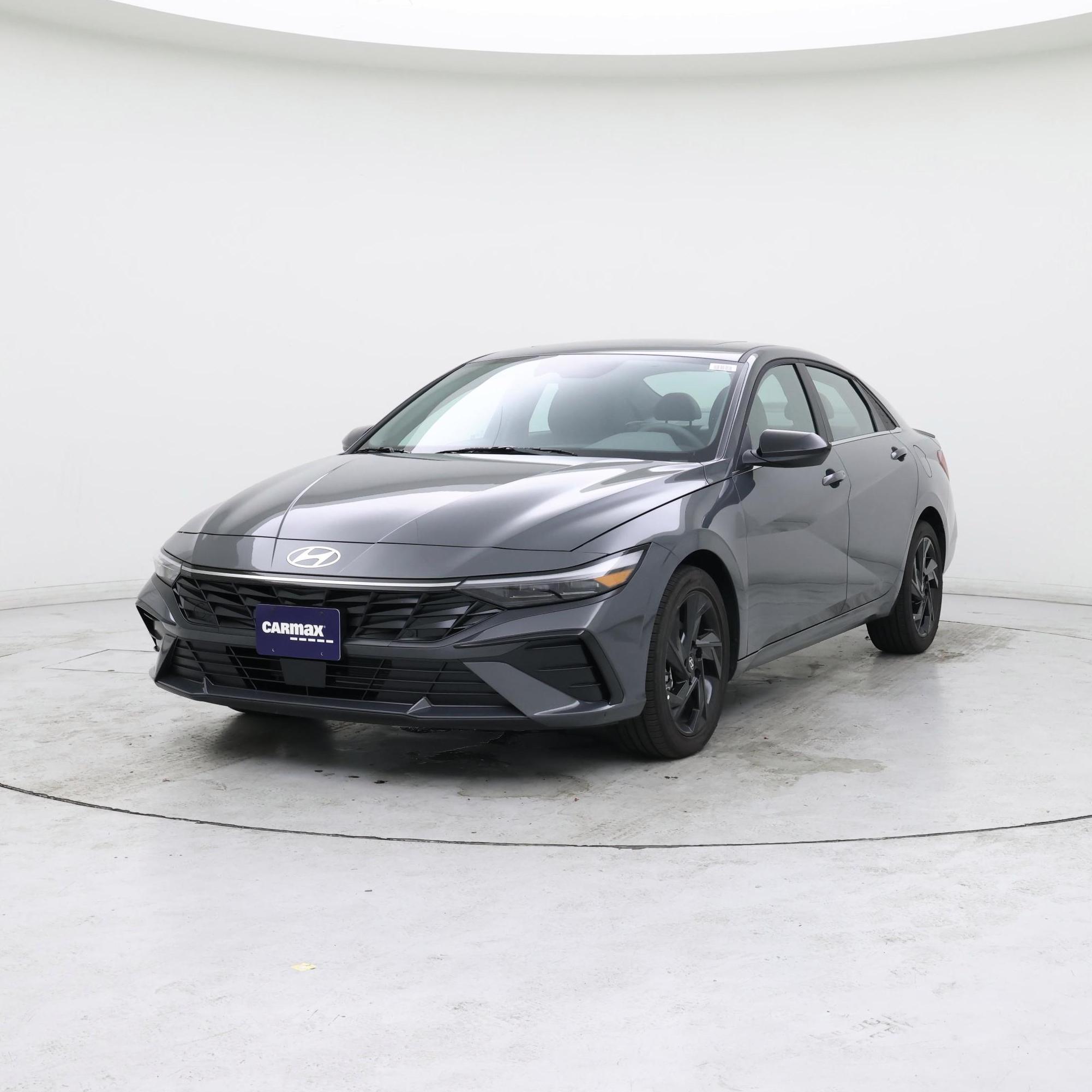 Thumbnail: 2026 Hyundai Elantra - 4