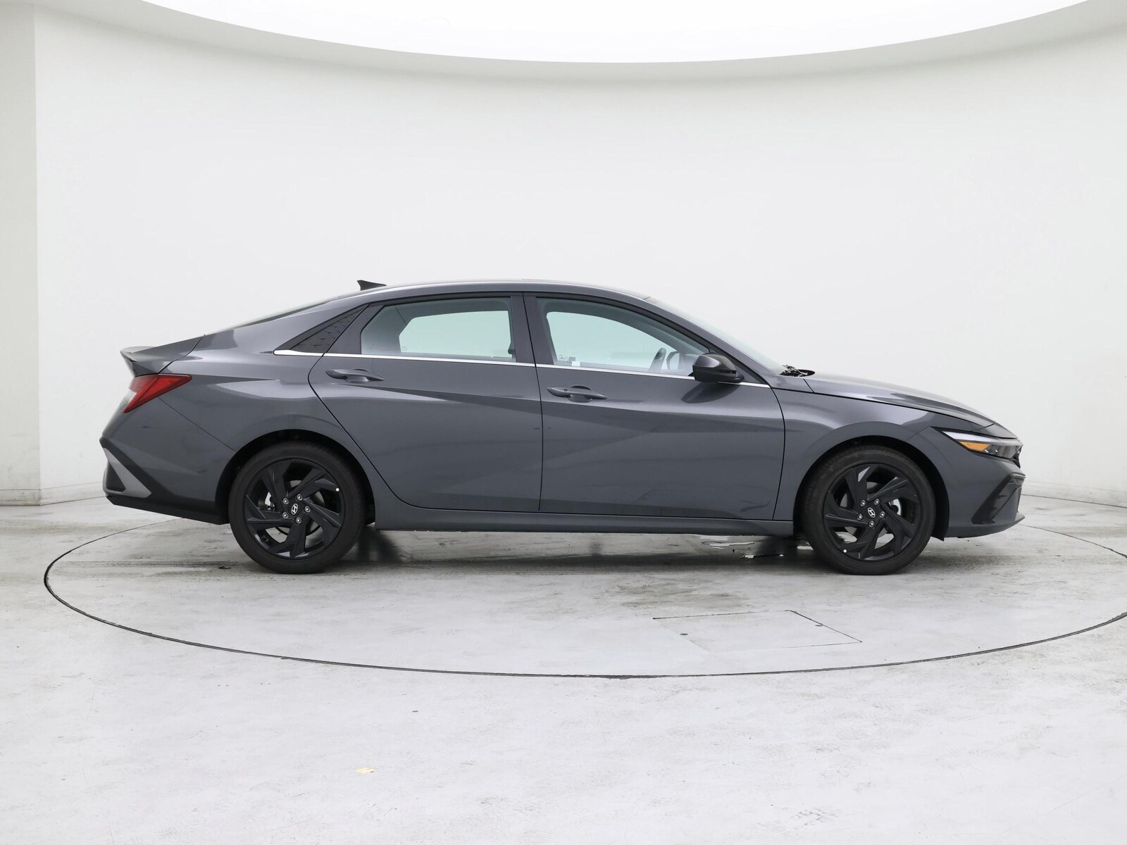 2026 Hyundai Elantra SEL - Photo 8