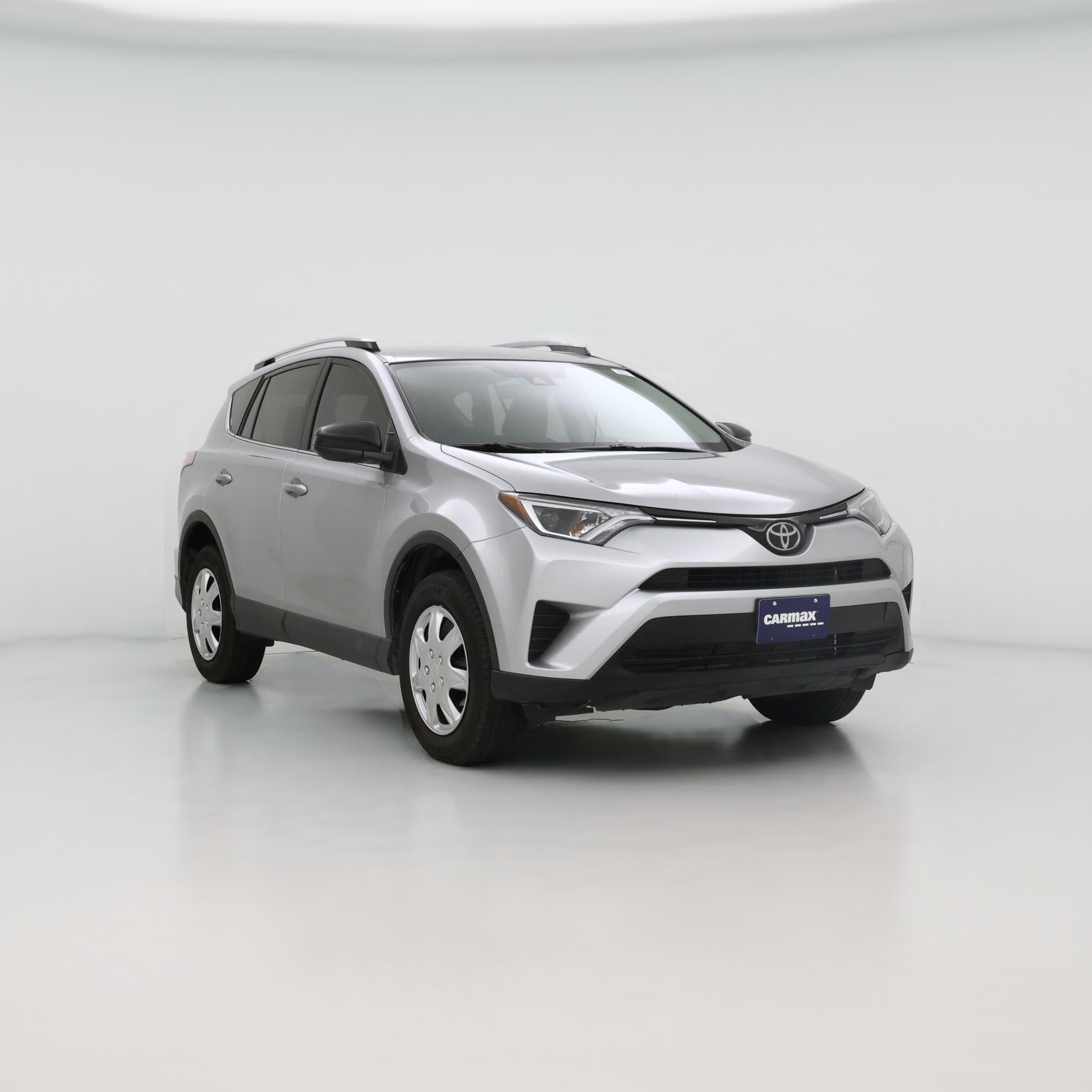 Thumbnail: 2017 Toyota RAV4 - 1