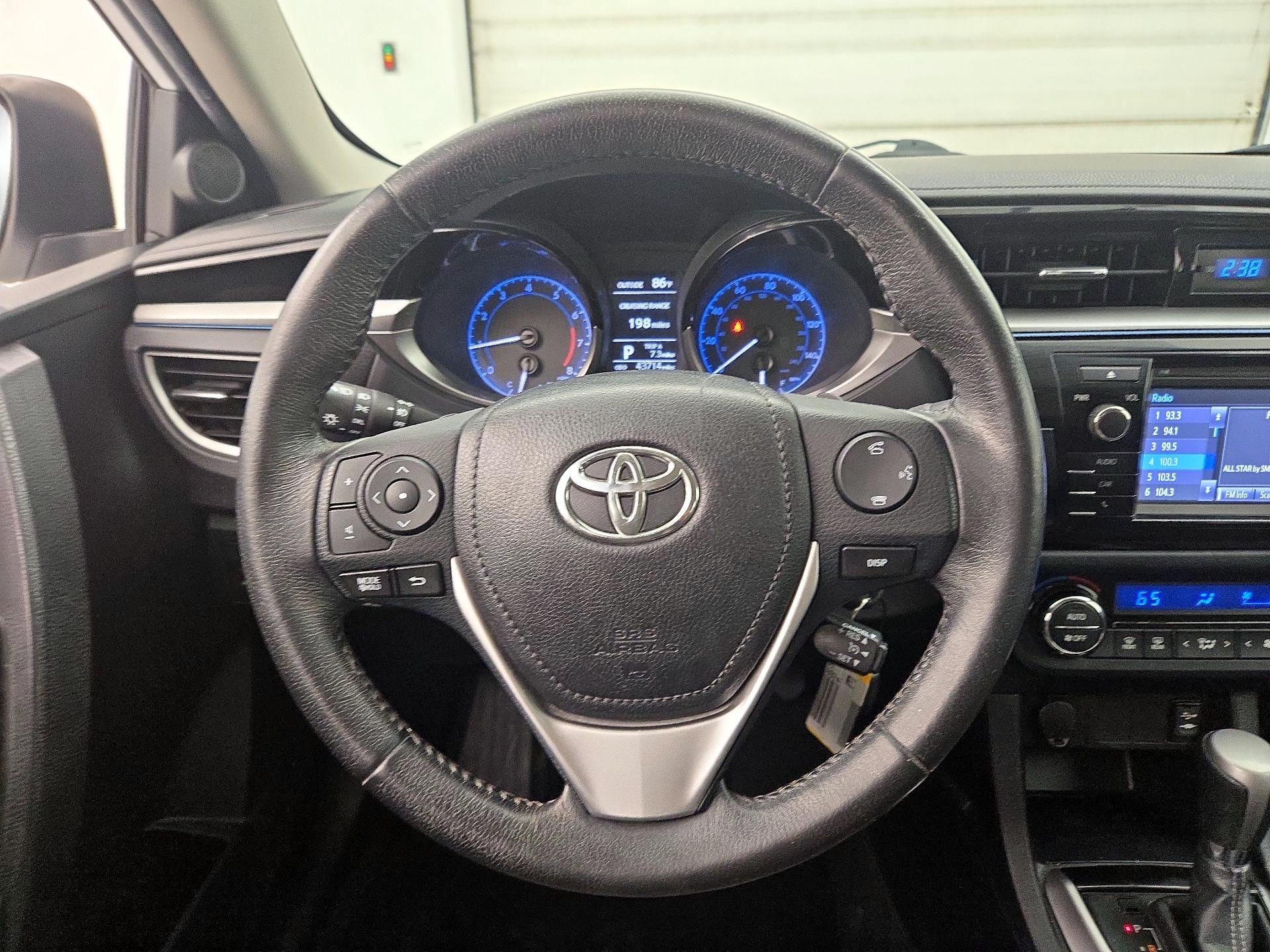 Thumbnail: 2016 Toyota Corolla - 10