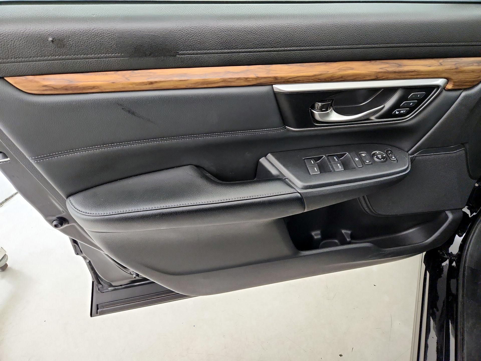 Thumbnail: 2018 Honda CR-V - 12