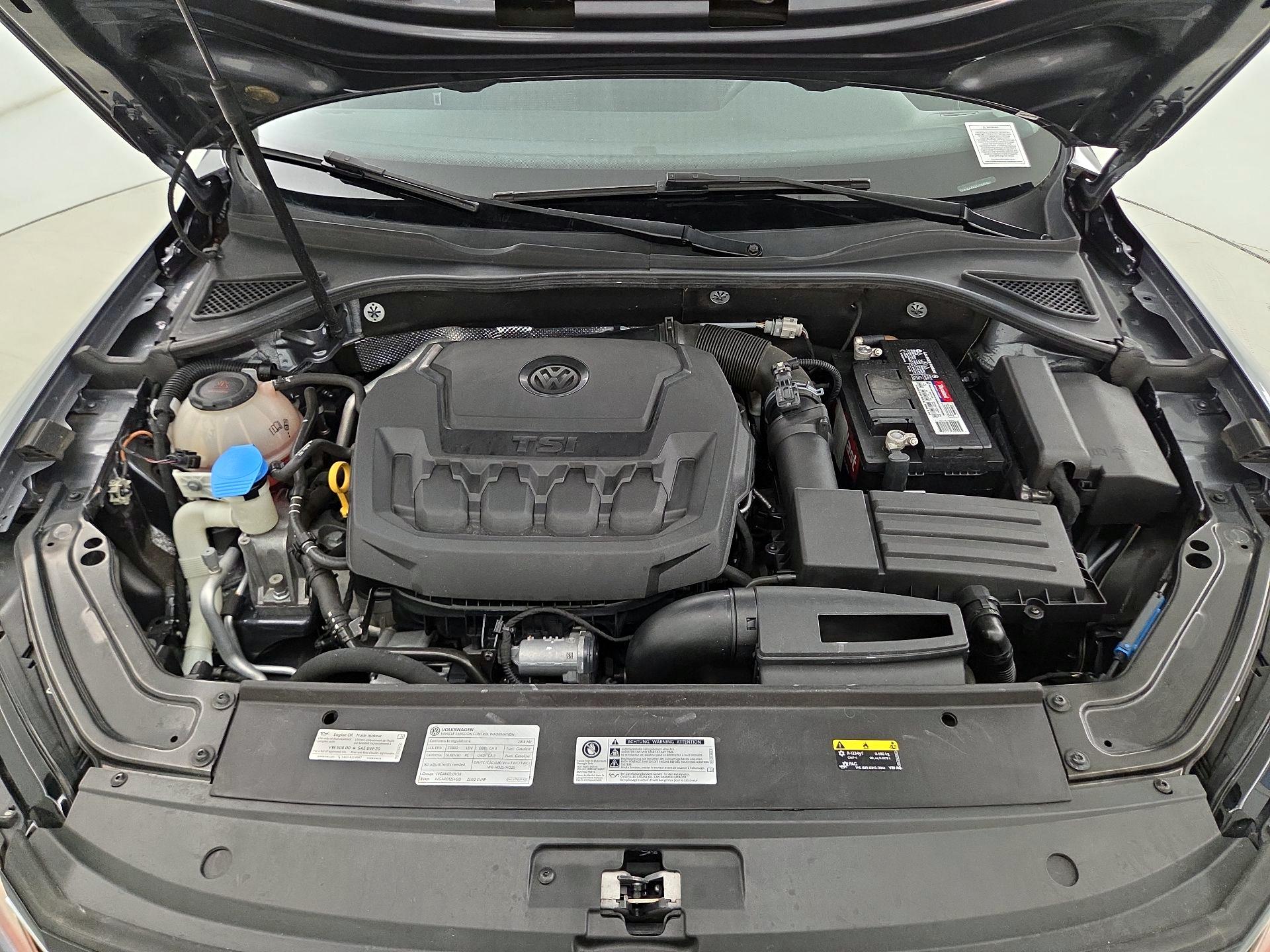 Thumbnail: 2018 Volkswagen Passat - 20