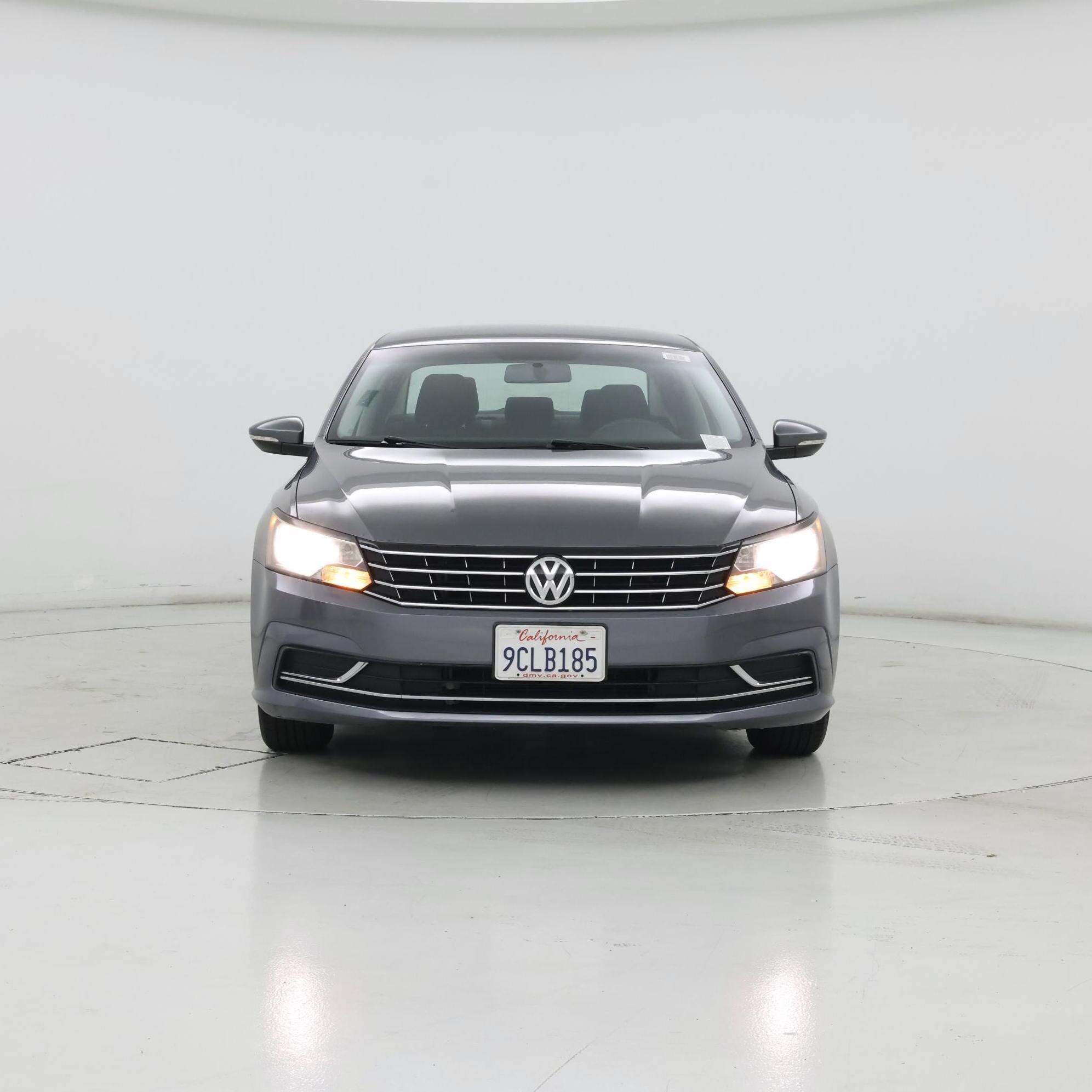 Thumbnail: 2018 Volkswagen Passat - 5