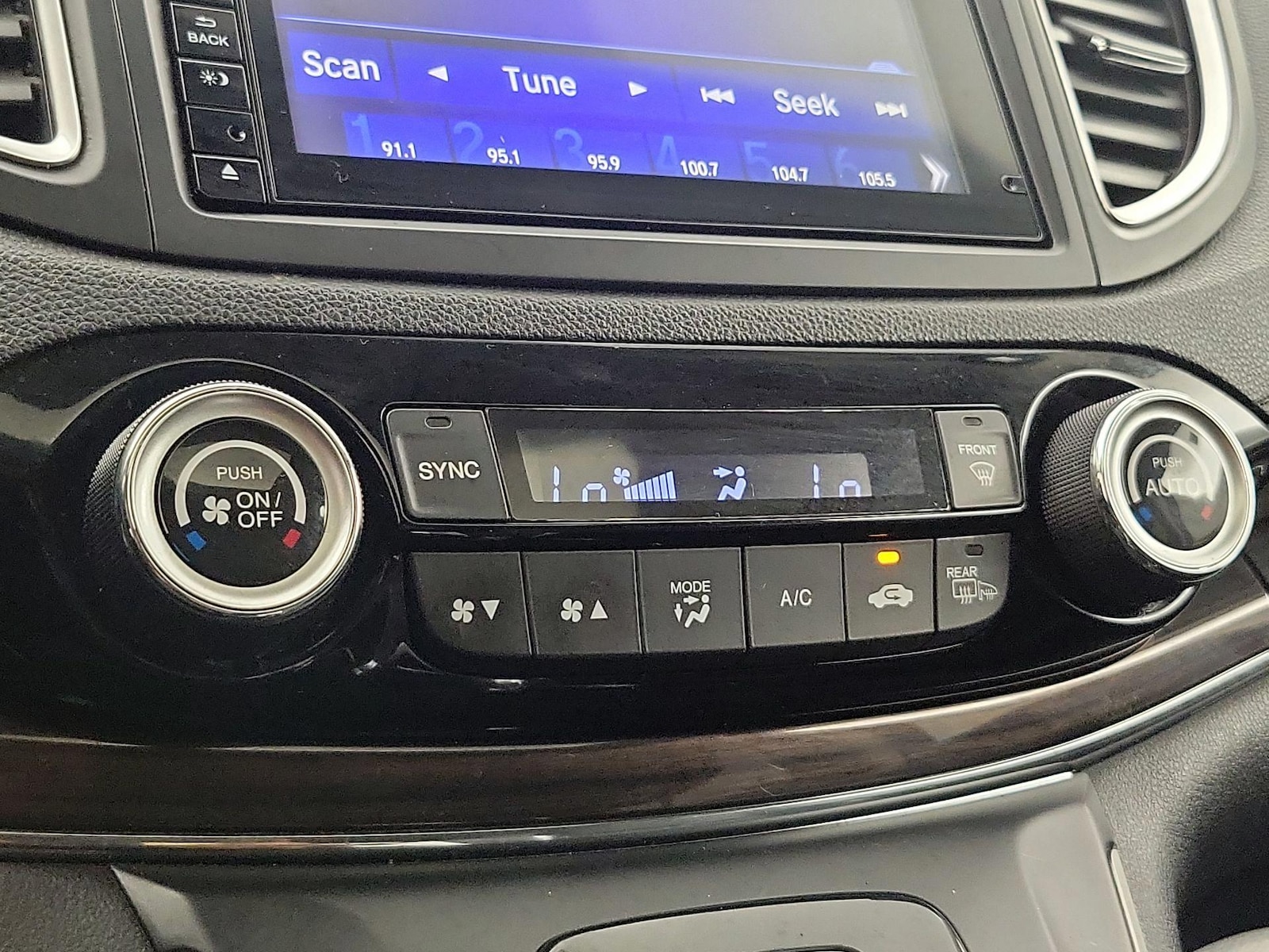 2015 Honda CR-V EX-L - Photo 17