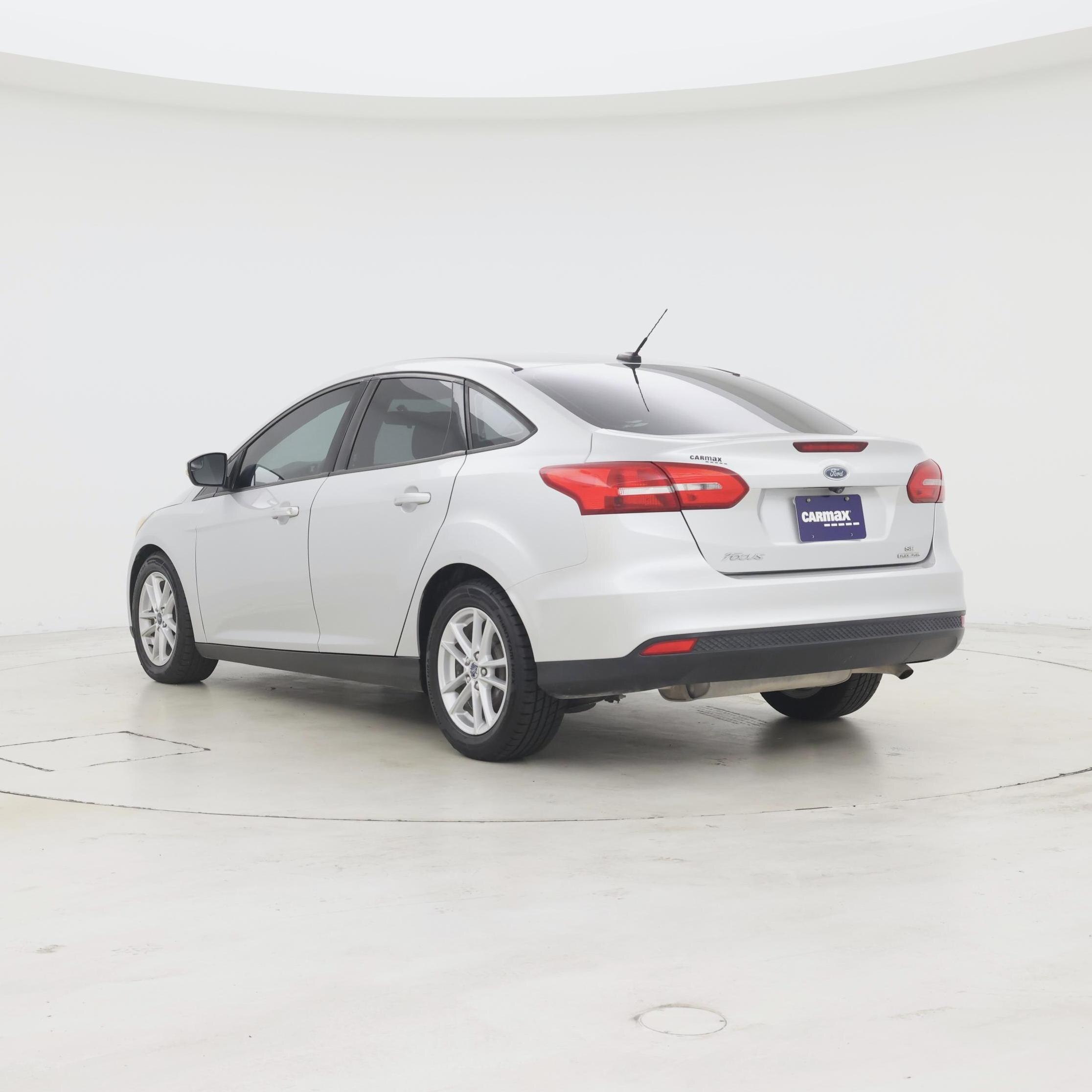 Thumbnail: 2016 Ford Focus - 2