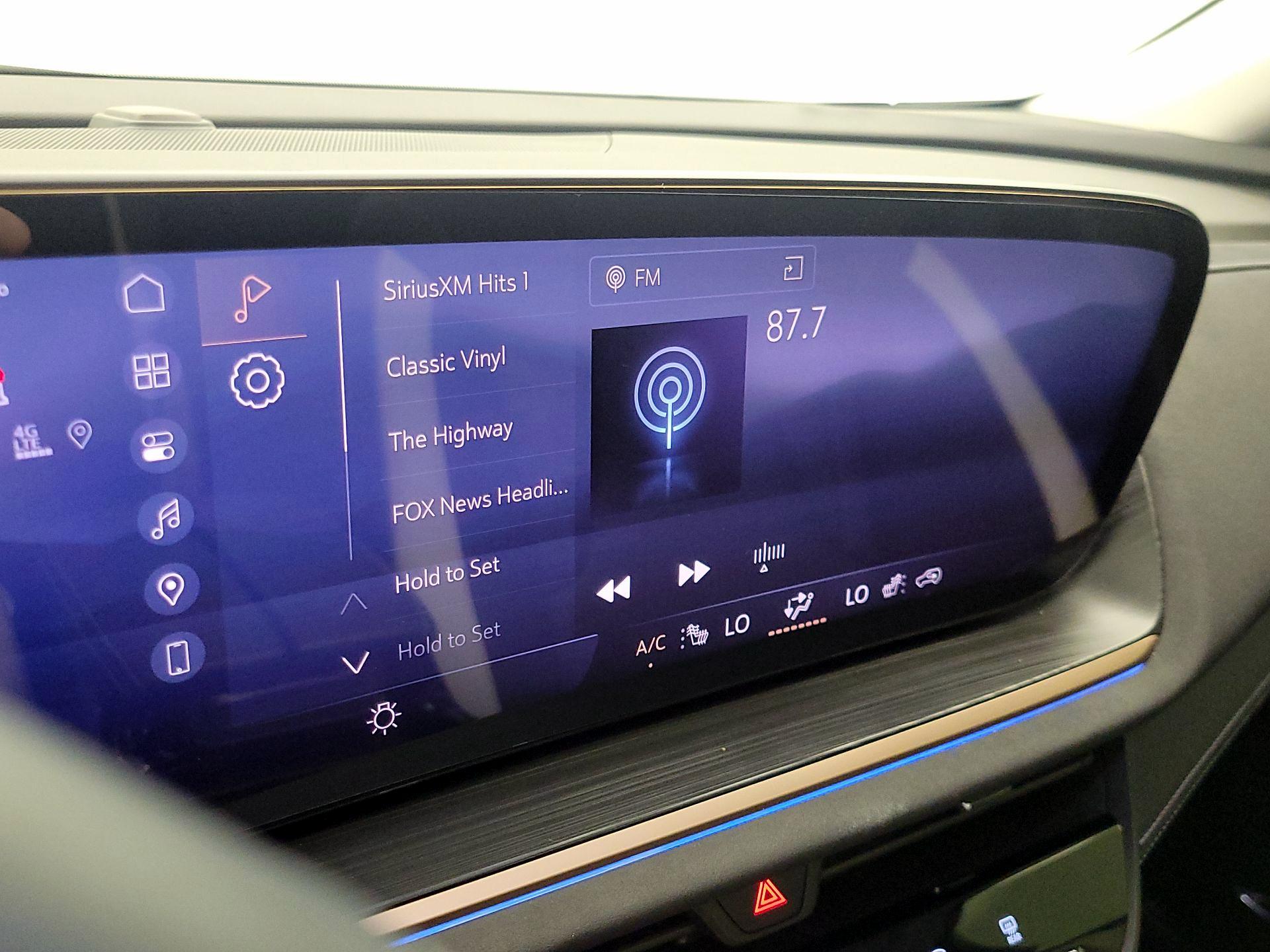 Thumbnail: 2025 Buick Envision - 16