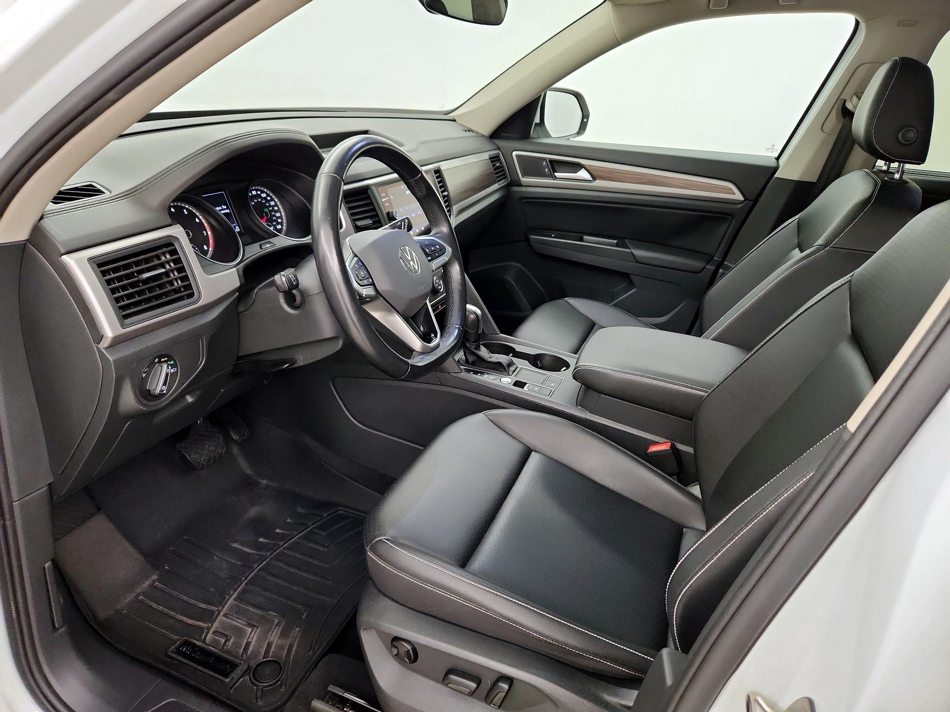 Thumbnail: 2021 Volkswagen Atlas - 11