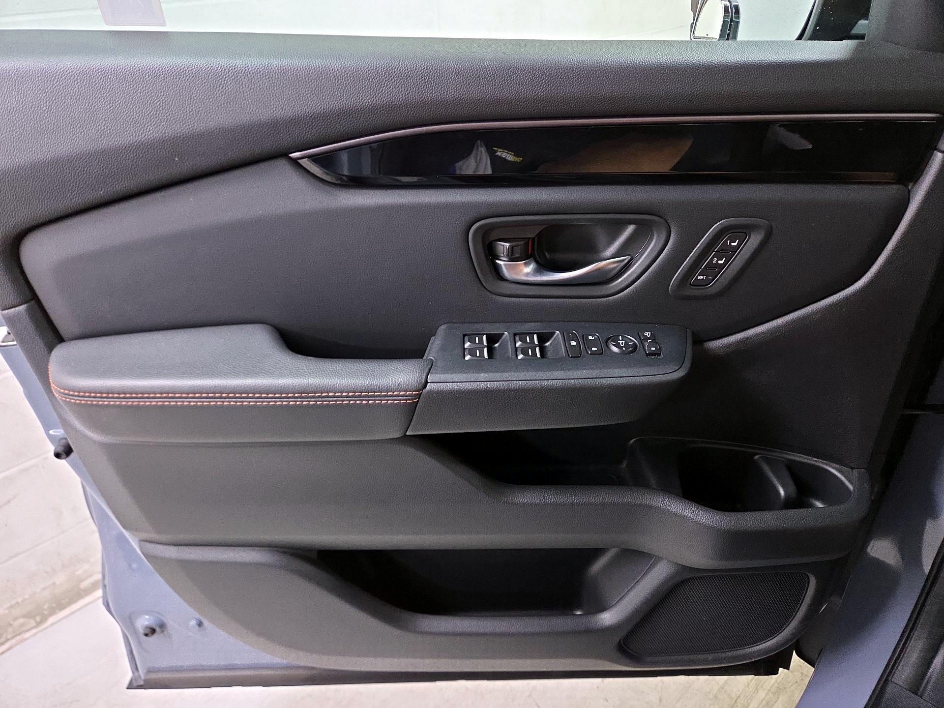 Thumbnail: 2024 Honda Pilot - 12