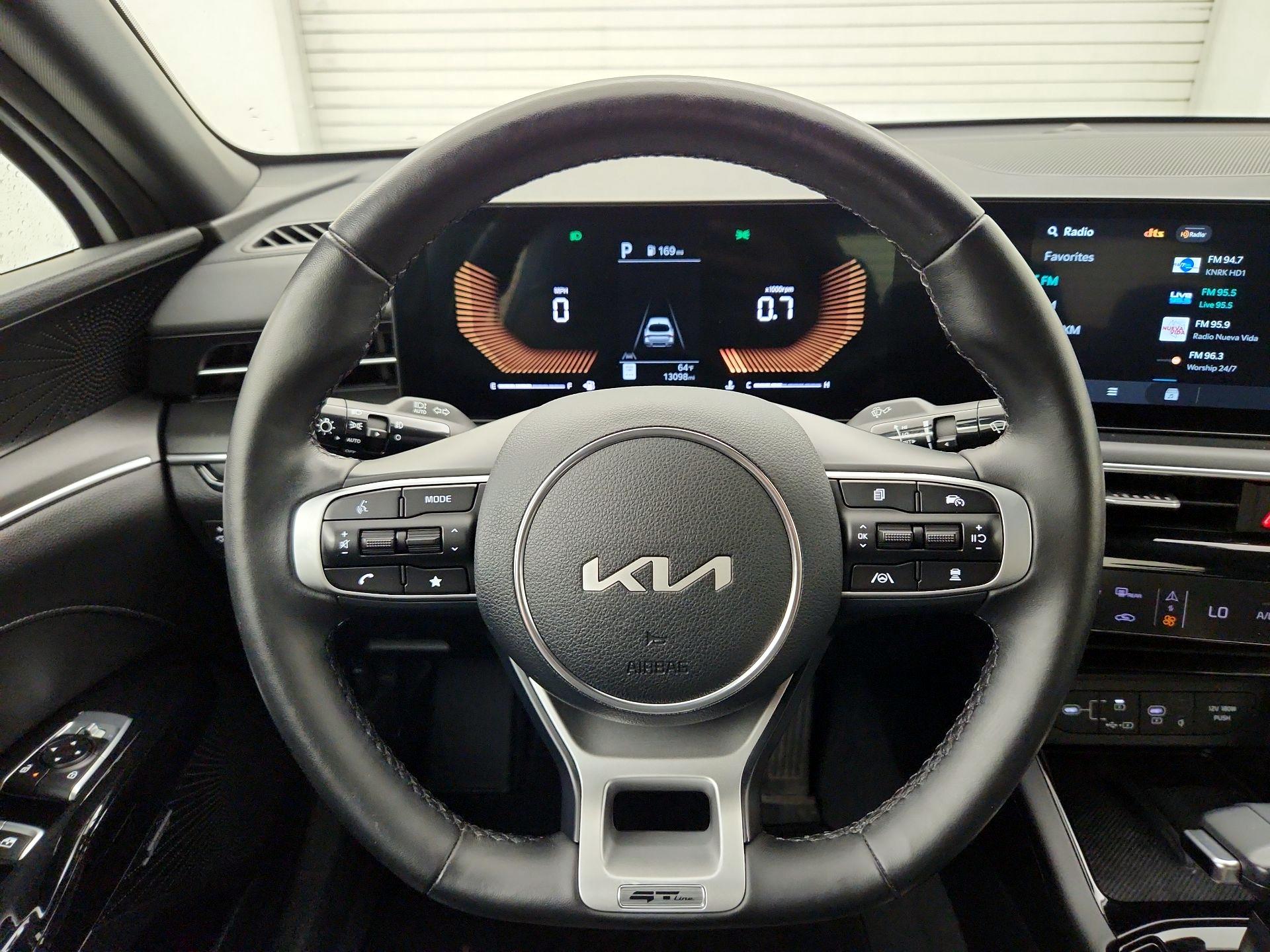 Thumbnail: 2025 Kia K5 - 10
