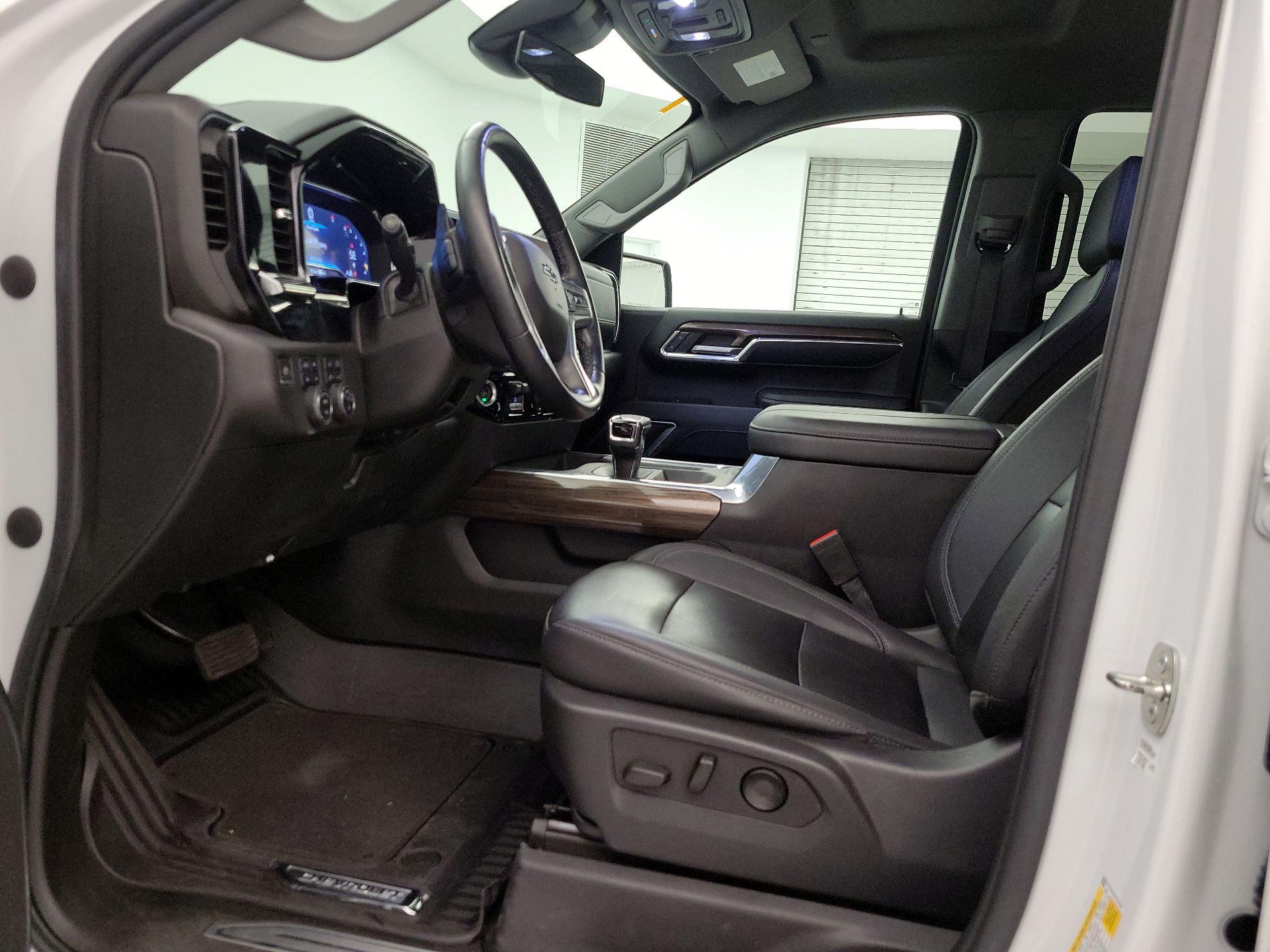 Thumbnail: 2023 Chevrolet Silverado 1500 - 11