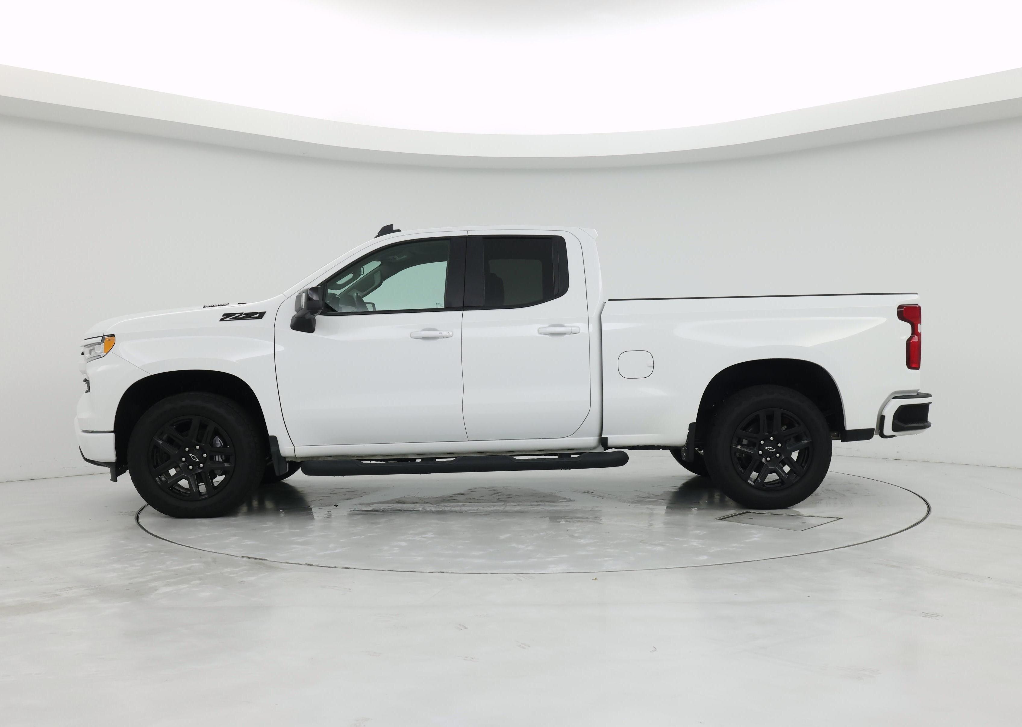 Thumbnail: 2023 Chevrolet Silverado 1500 - 3