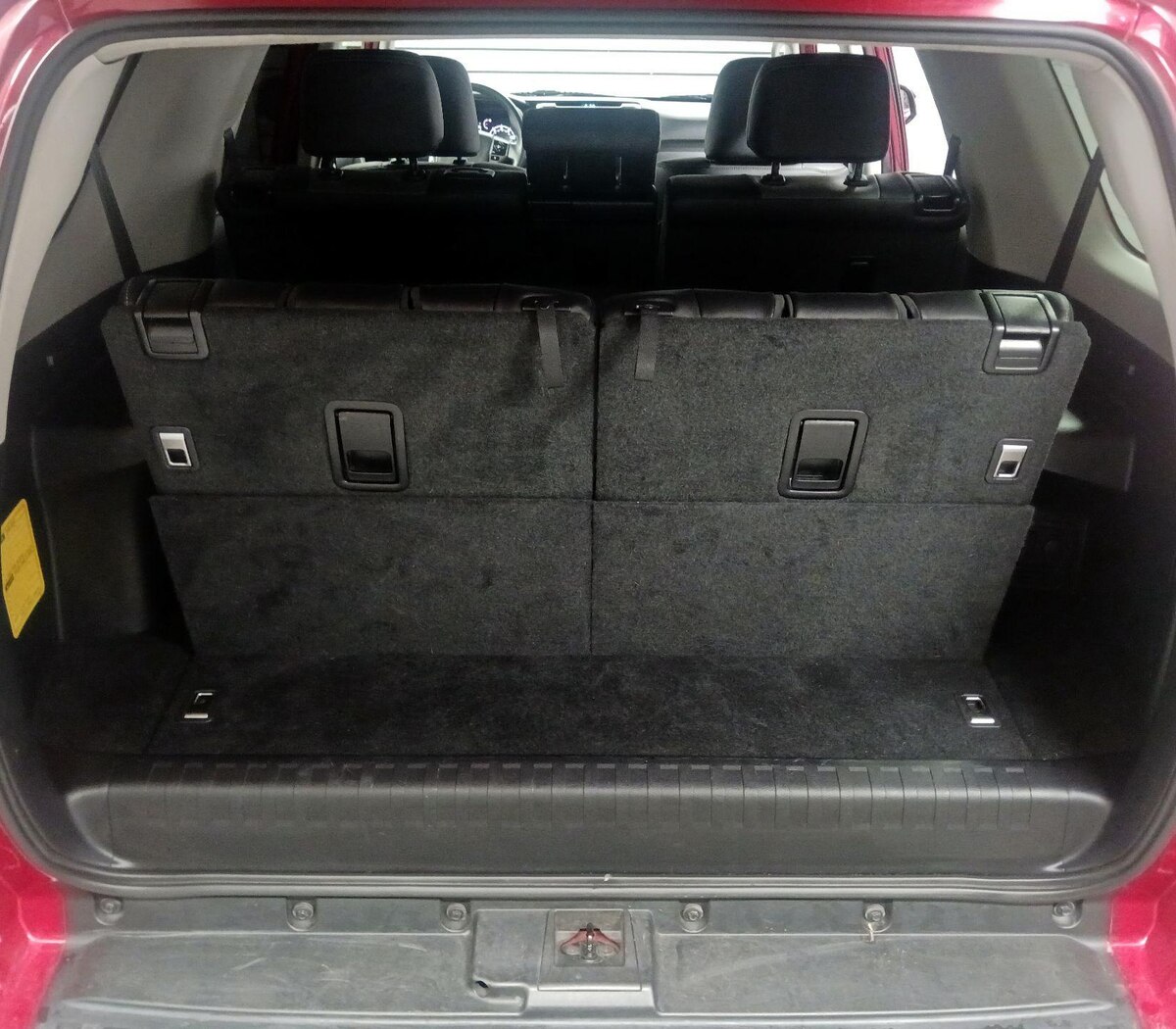 Trunk/Cargo (Seats Up)