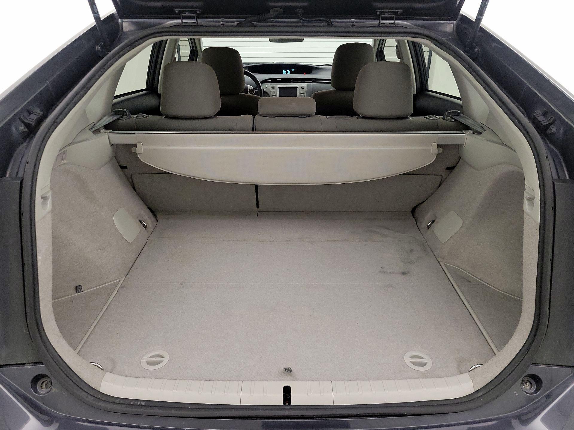 Thumbnail: 2015 Toyota Prius - 20