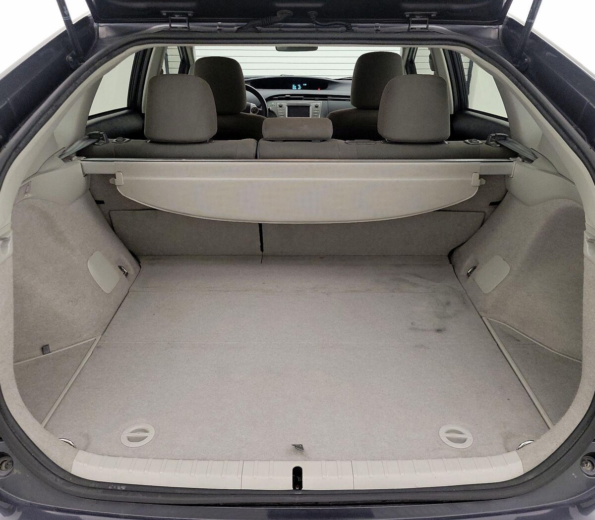 Trunk/Cargo (Seats Up)