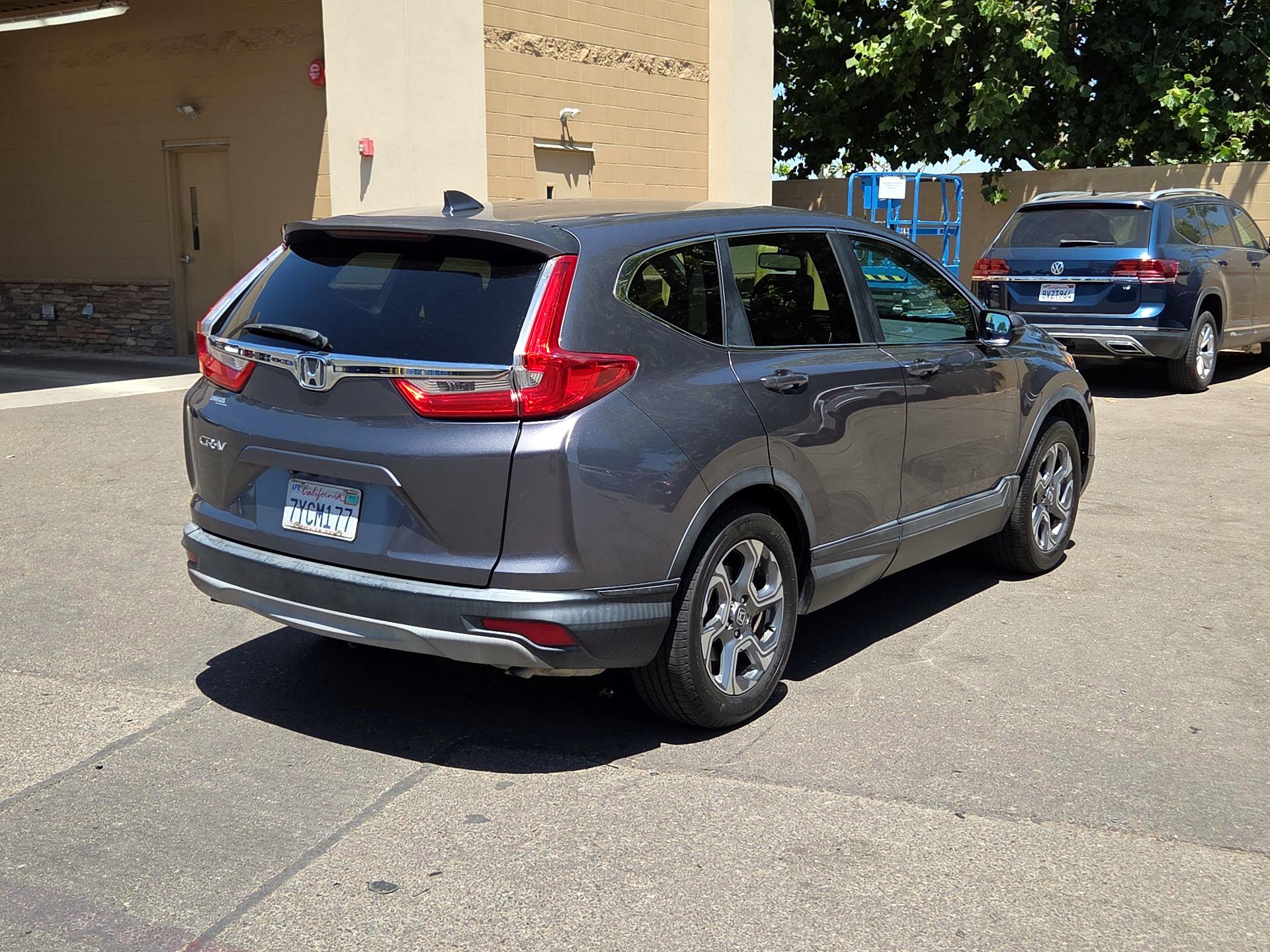 Thumbnail: 2017 Honda CR-V - 5