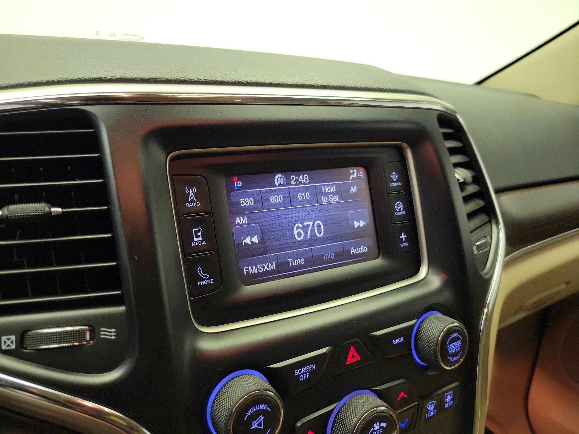 Thumbnail: 2014 Jeep Grand Cherokee - 15